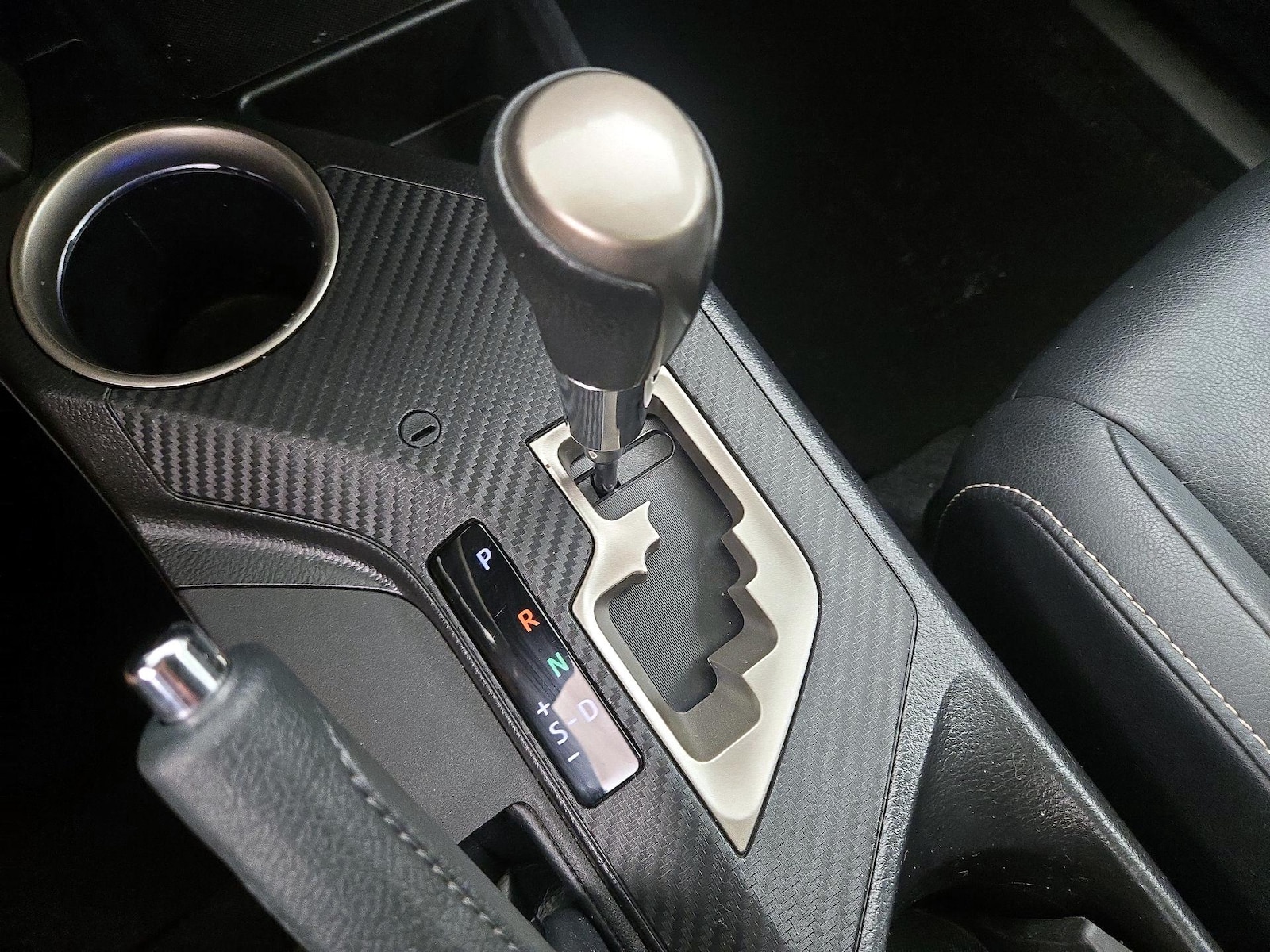 2015 Toyota RAV4 Limited - Photo 18