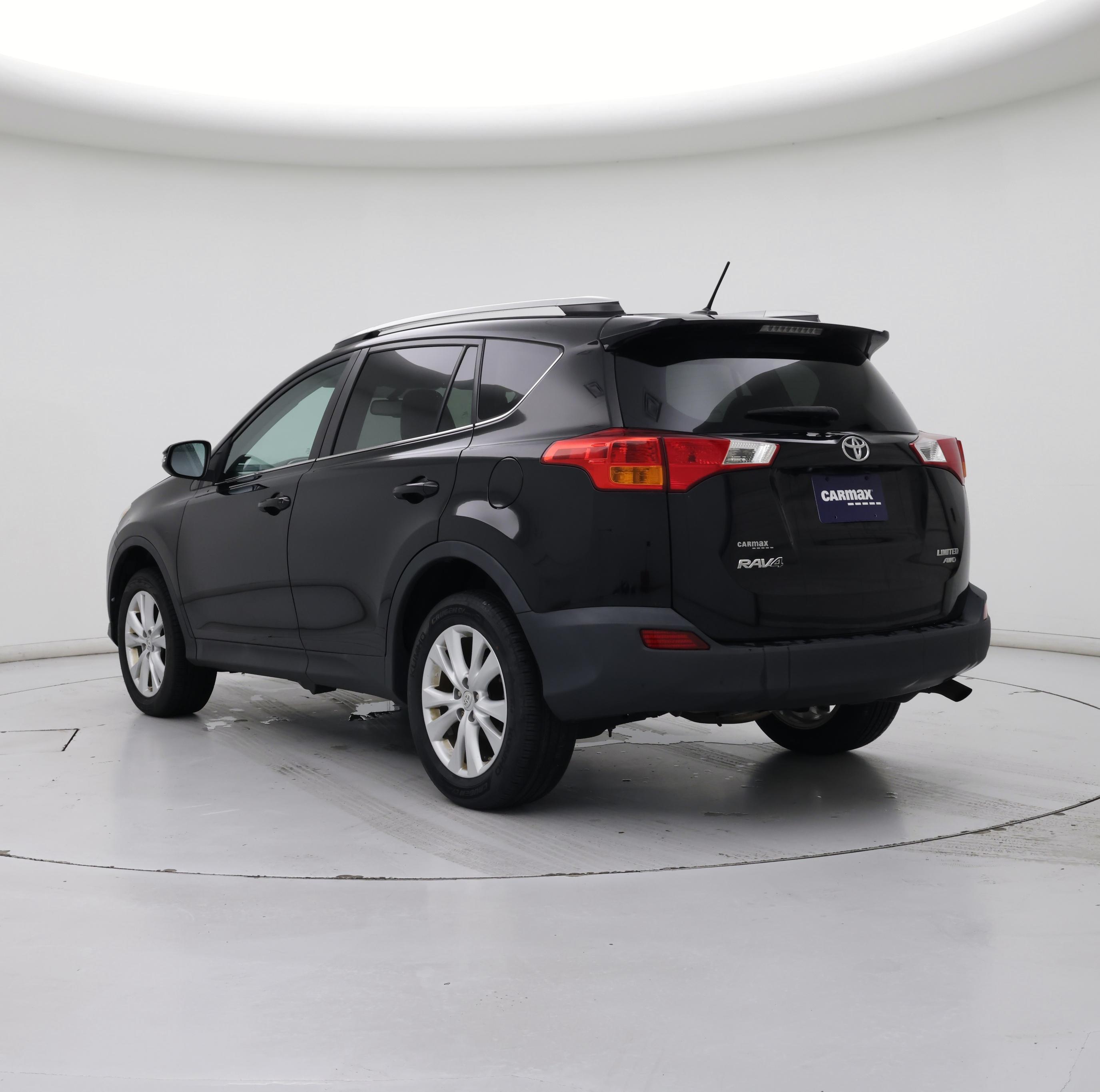 Thumbnail: 2015 Toyota RAV4 - 2