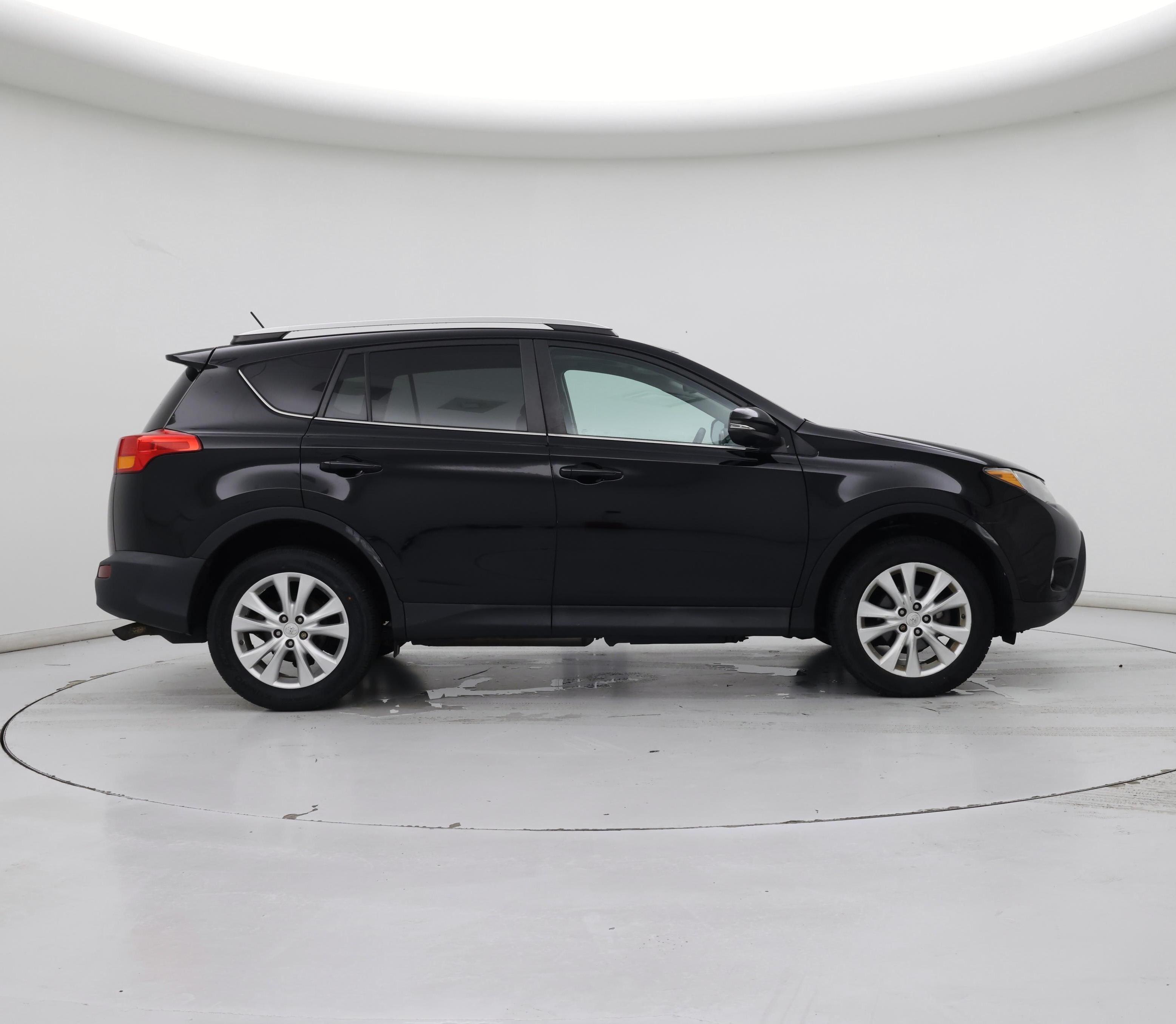 Thumbnail: 2015 Toyota RAV4 - 7