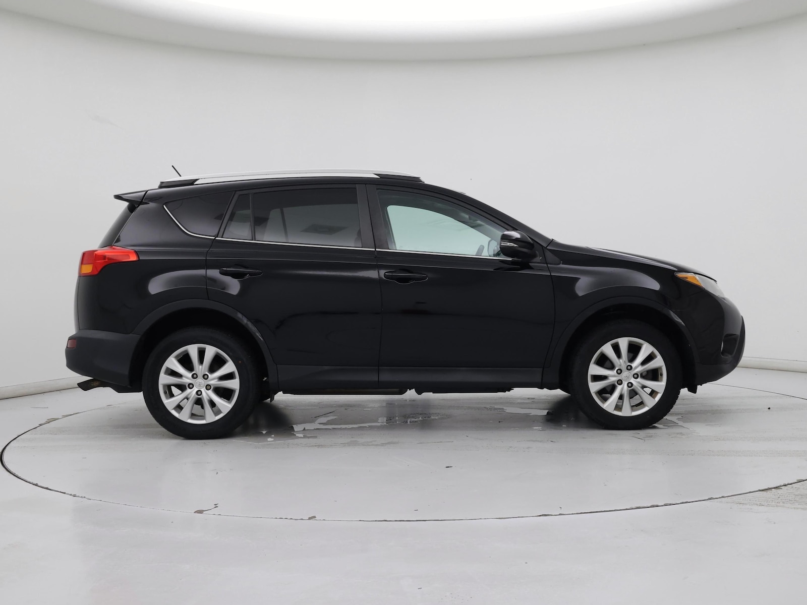 2015 Toyota RAV4 Limited - Photo 8