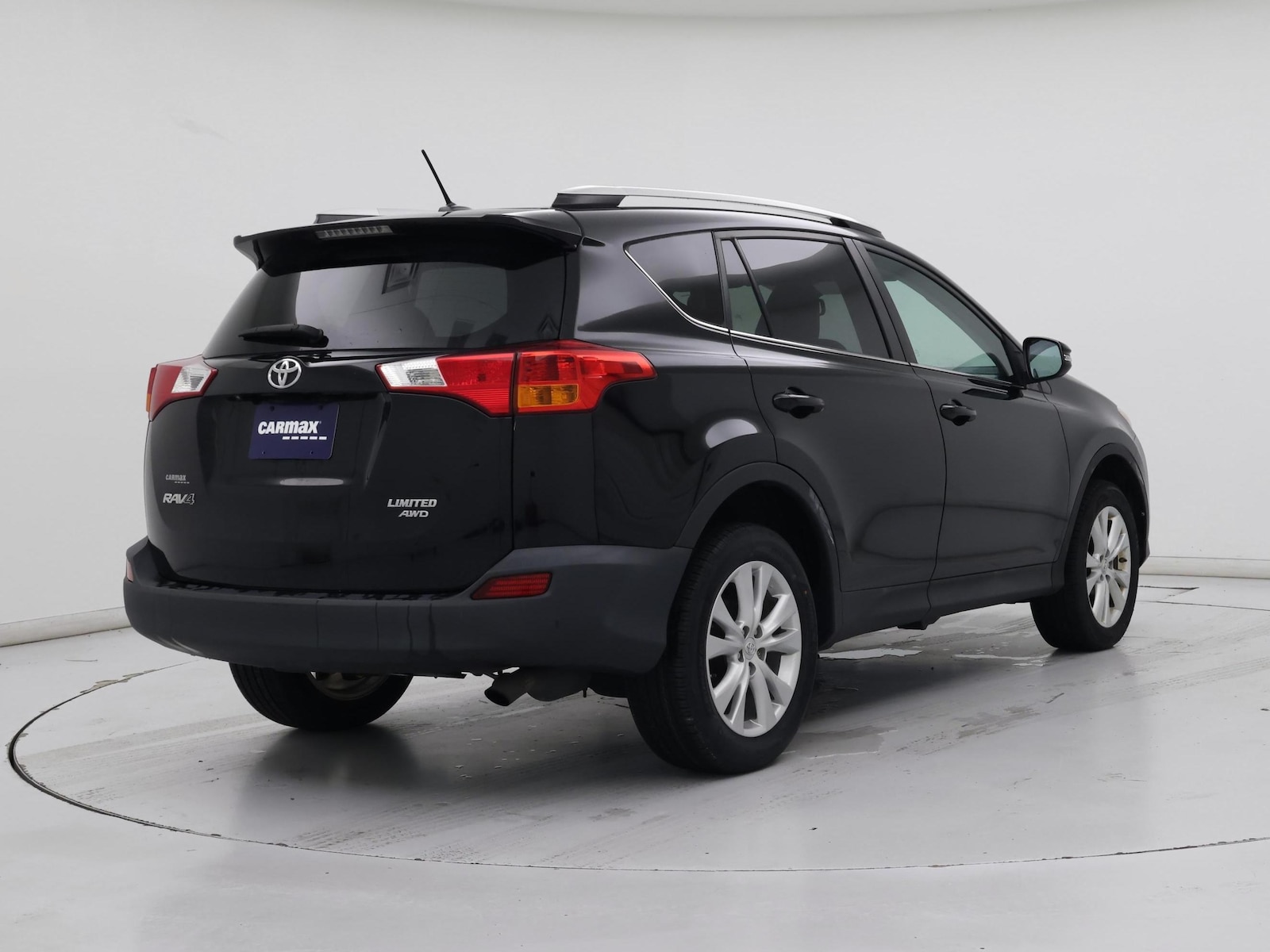 2015 Toyota RAV4 Limited - Photo 9