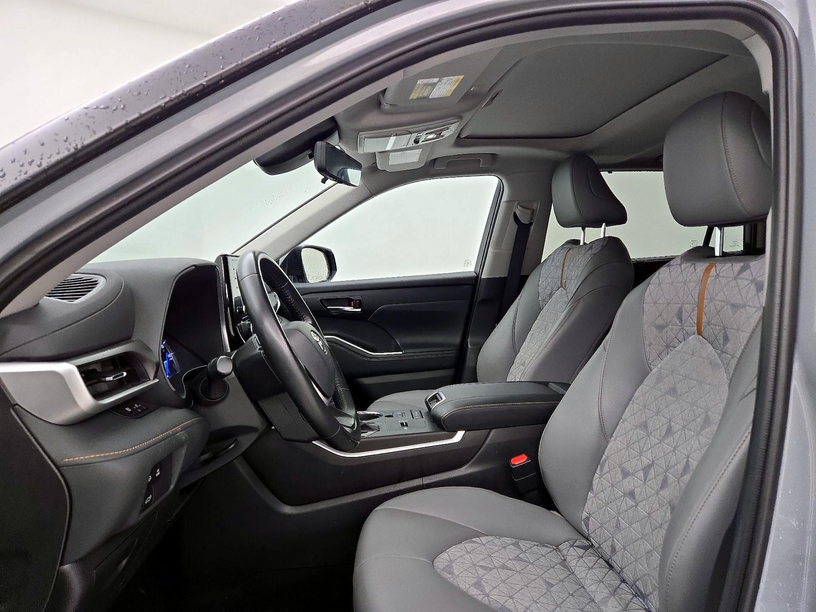 2022 Toyota Highlander Bronze Edition - Photo 12