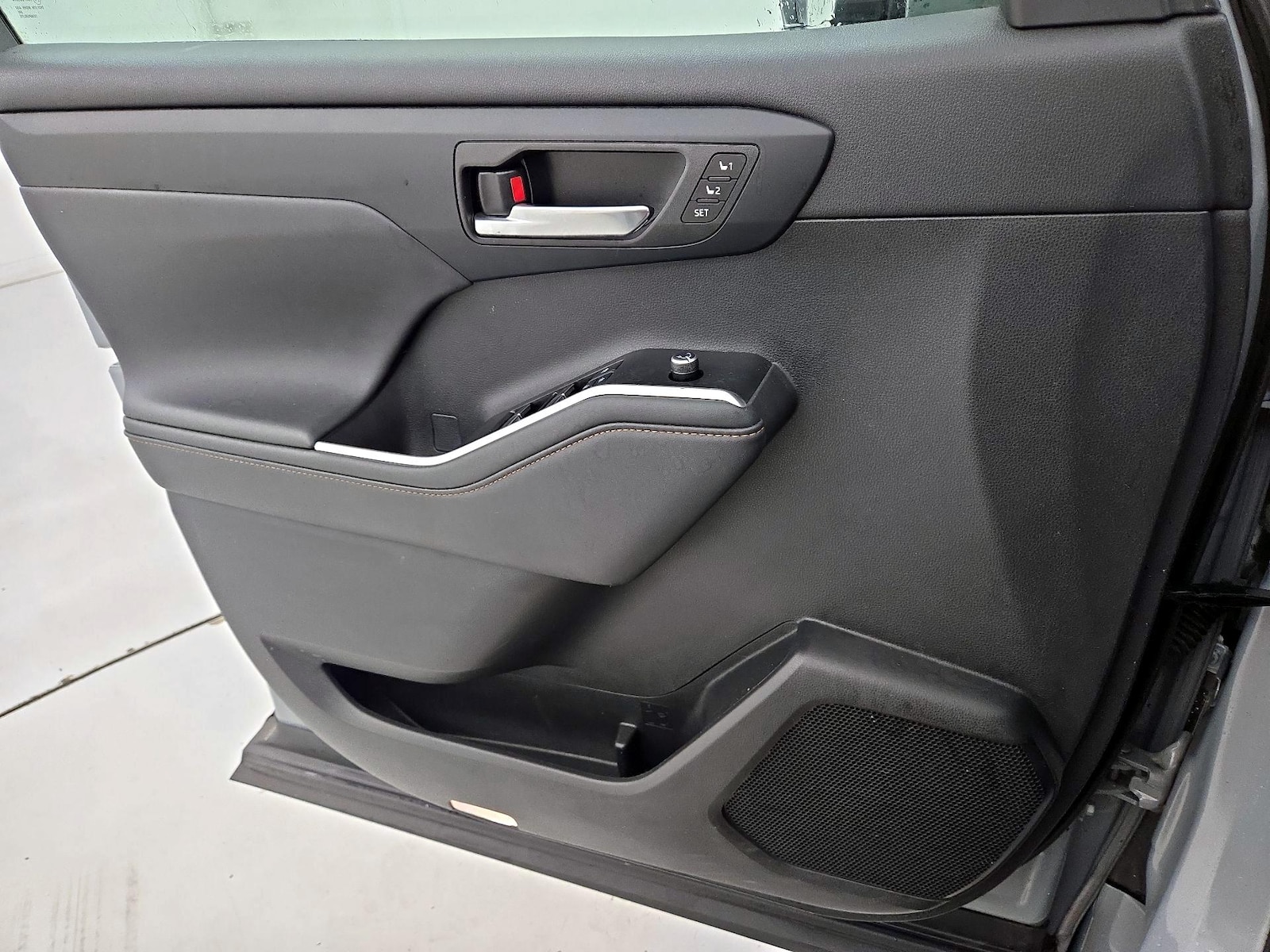 2022 Toyota Highlander Bronze Edition - Photo 13