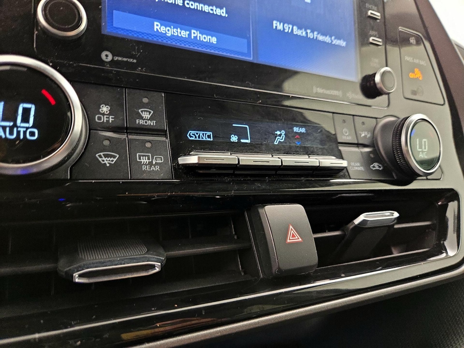 2022 Toyota Highlander Bronze Edition - Photo 16