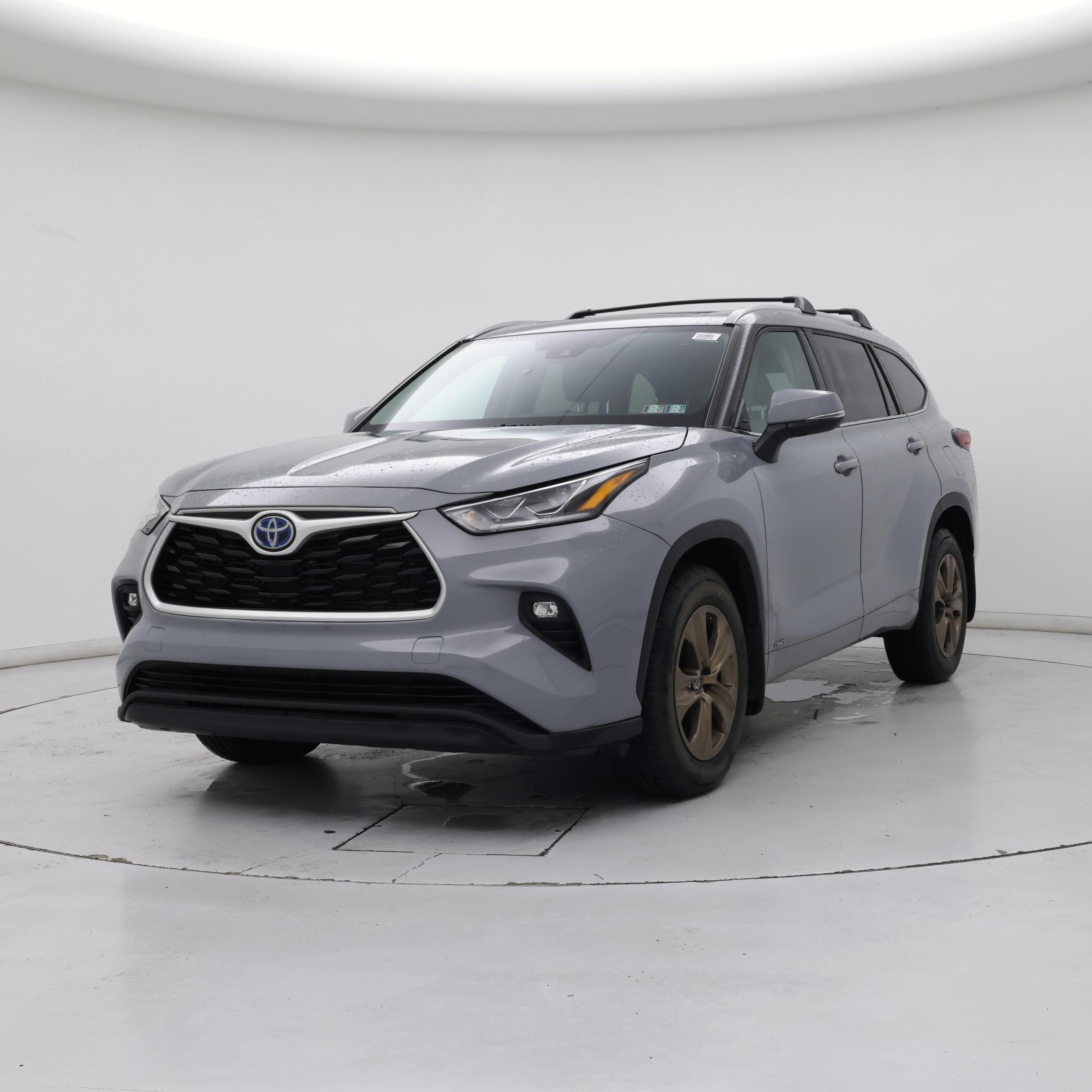 Thumbnail: 2022 Toyota Highlander - 4