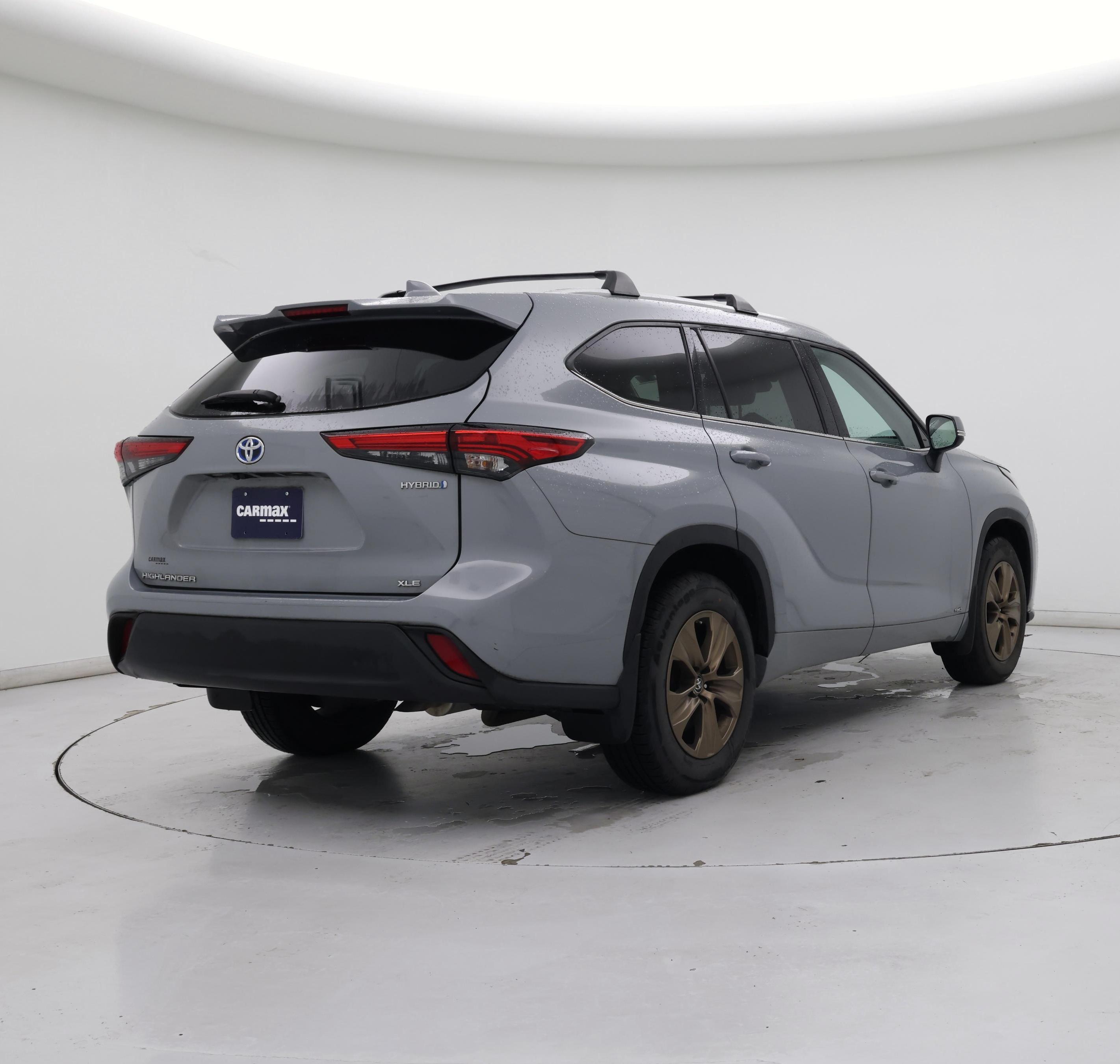 Thumbnail: 2022 Toyota Highlander - 8