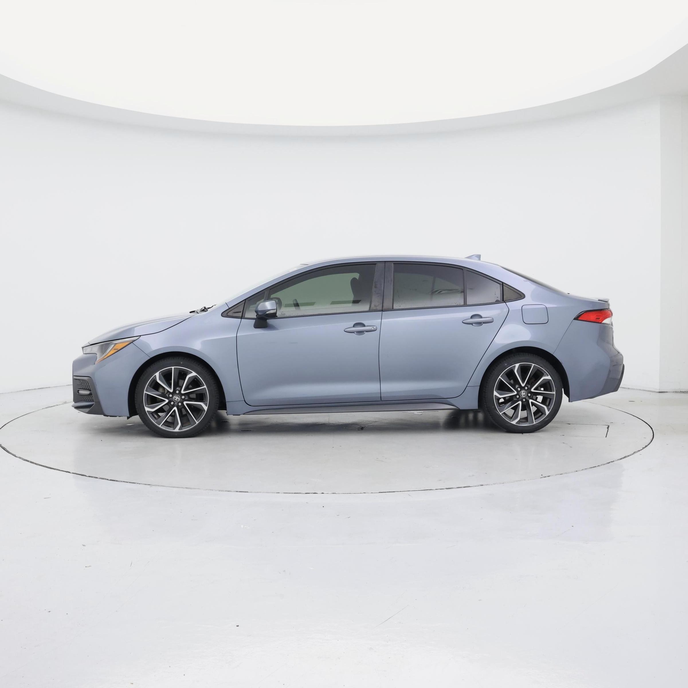 Thumbnail: 2021 Toyota Corolla - 3