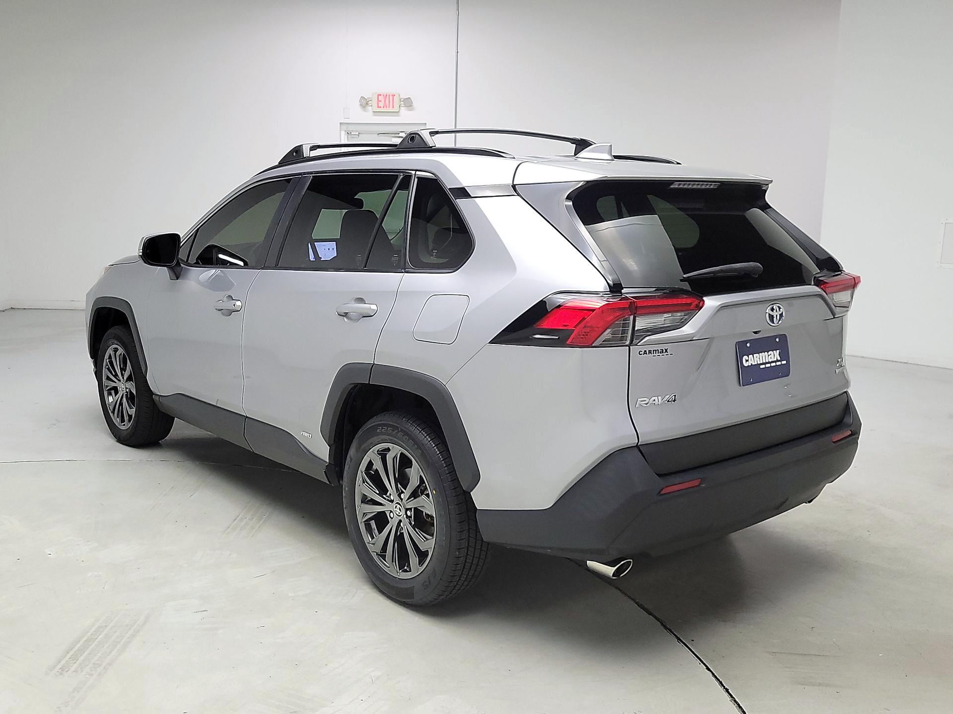 Thumbnail: 2023 Toyota RAV4 - 7