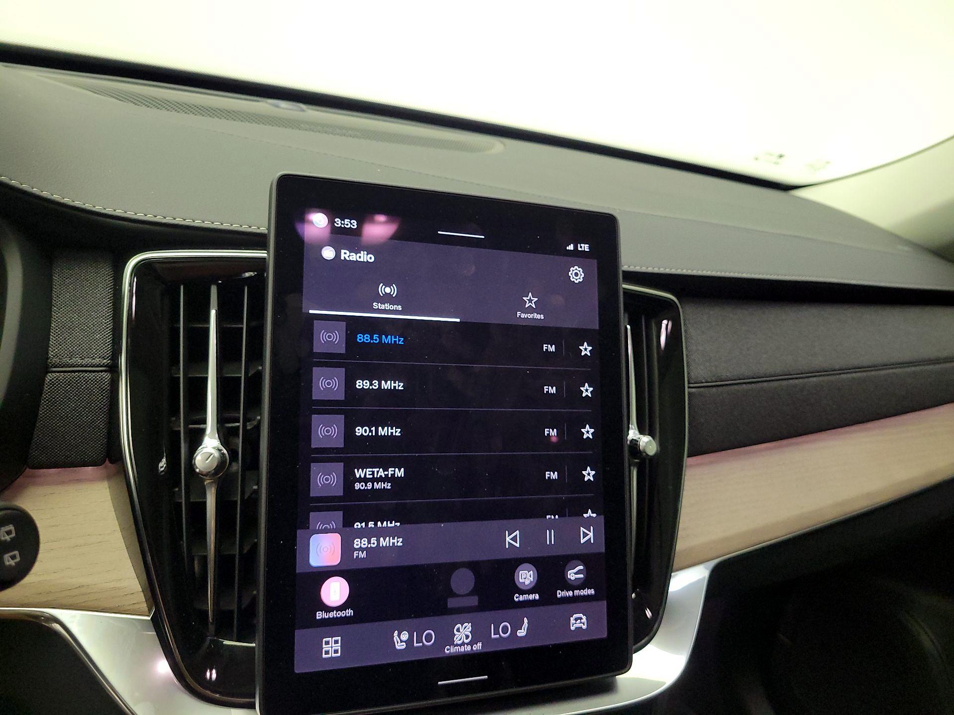 Thumbnail: 2025 Volvo XC90 - 16