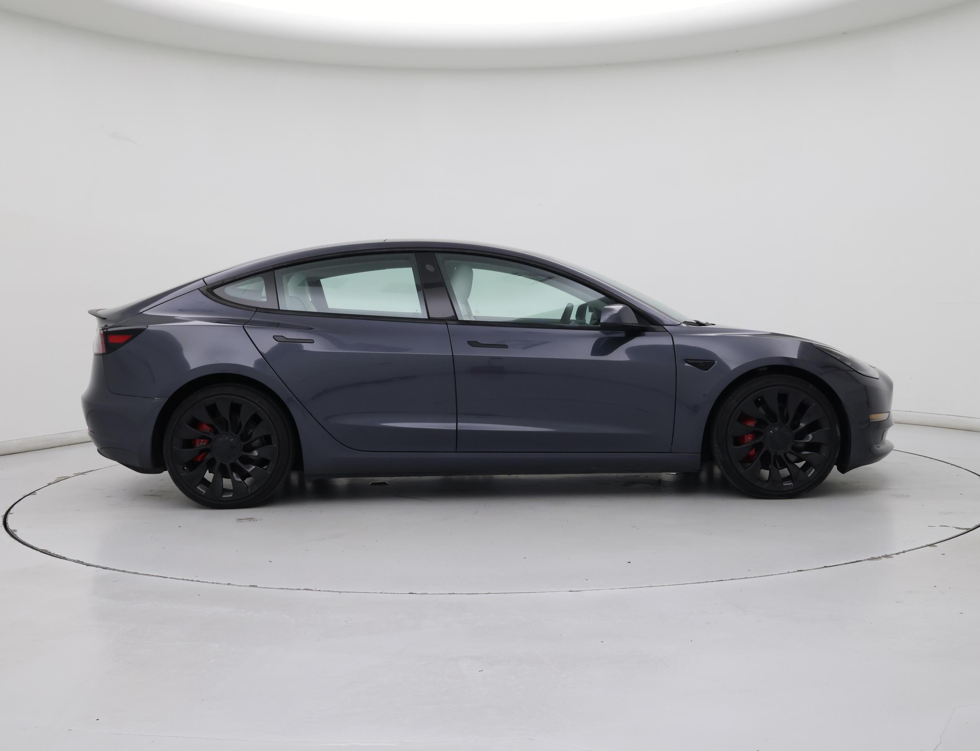 Thumbnail: 2023 Tesla Model 3 - 7