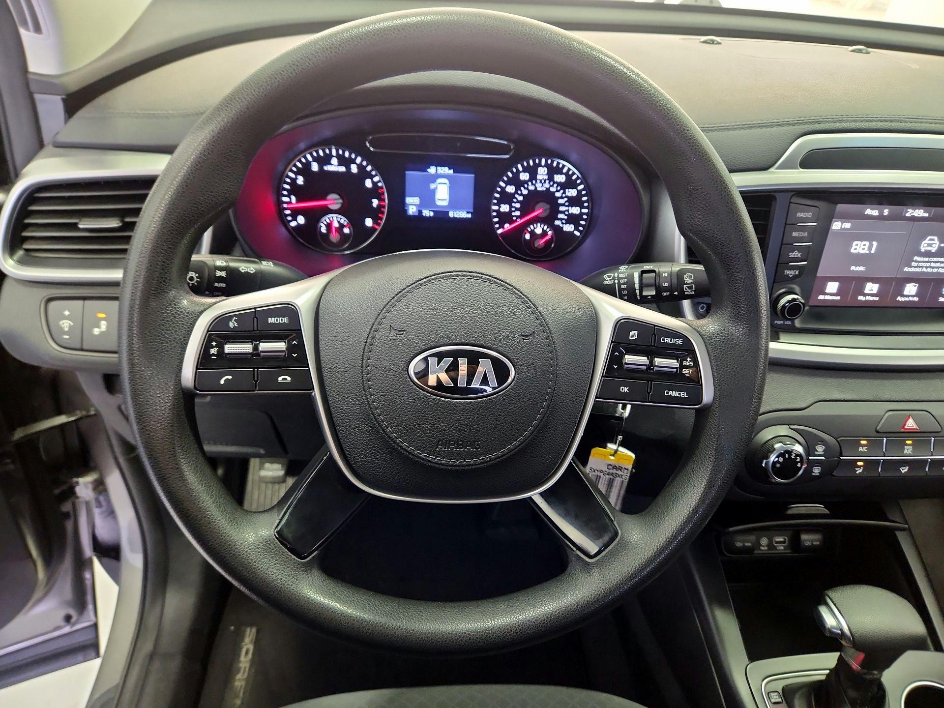 Thumbnail: 2019 Kia Sorento - 10