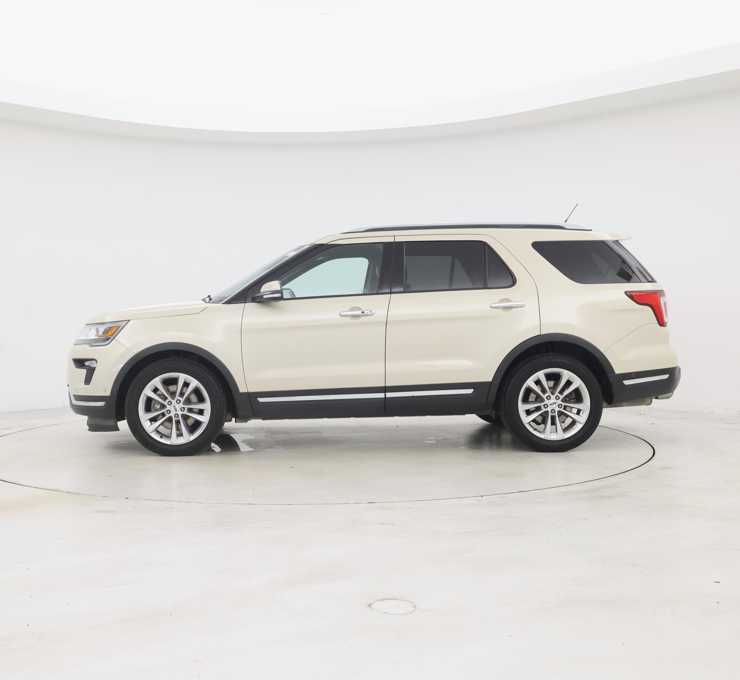 Thumbnail: 2018 Ford Explorer - 3