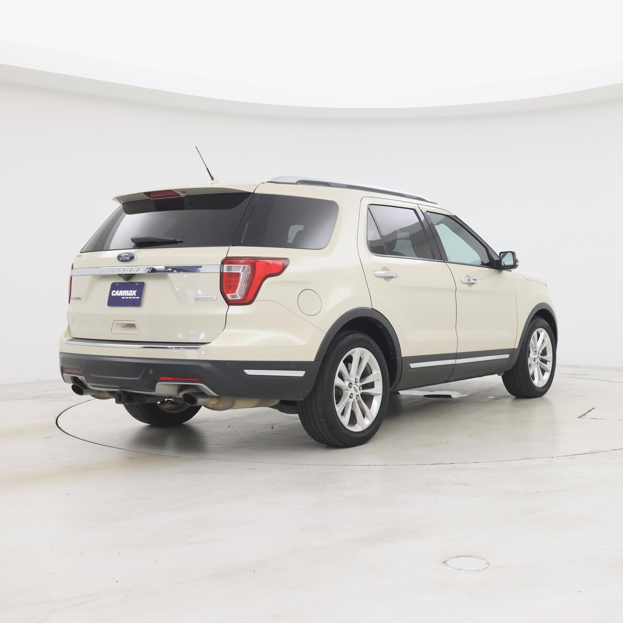 Thumbnail: 2018 Ford Explorer - 8