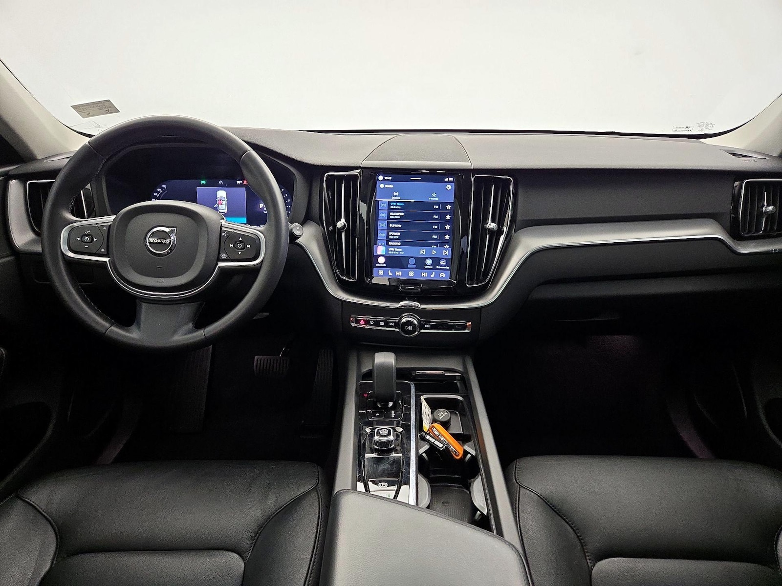 2023 Volvo XC60 Core - Photo 10
