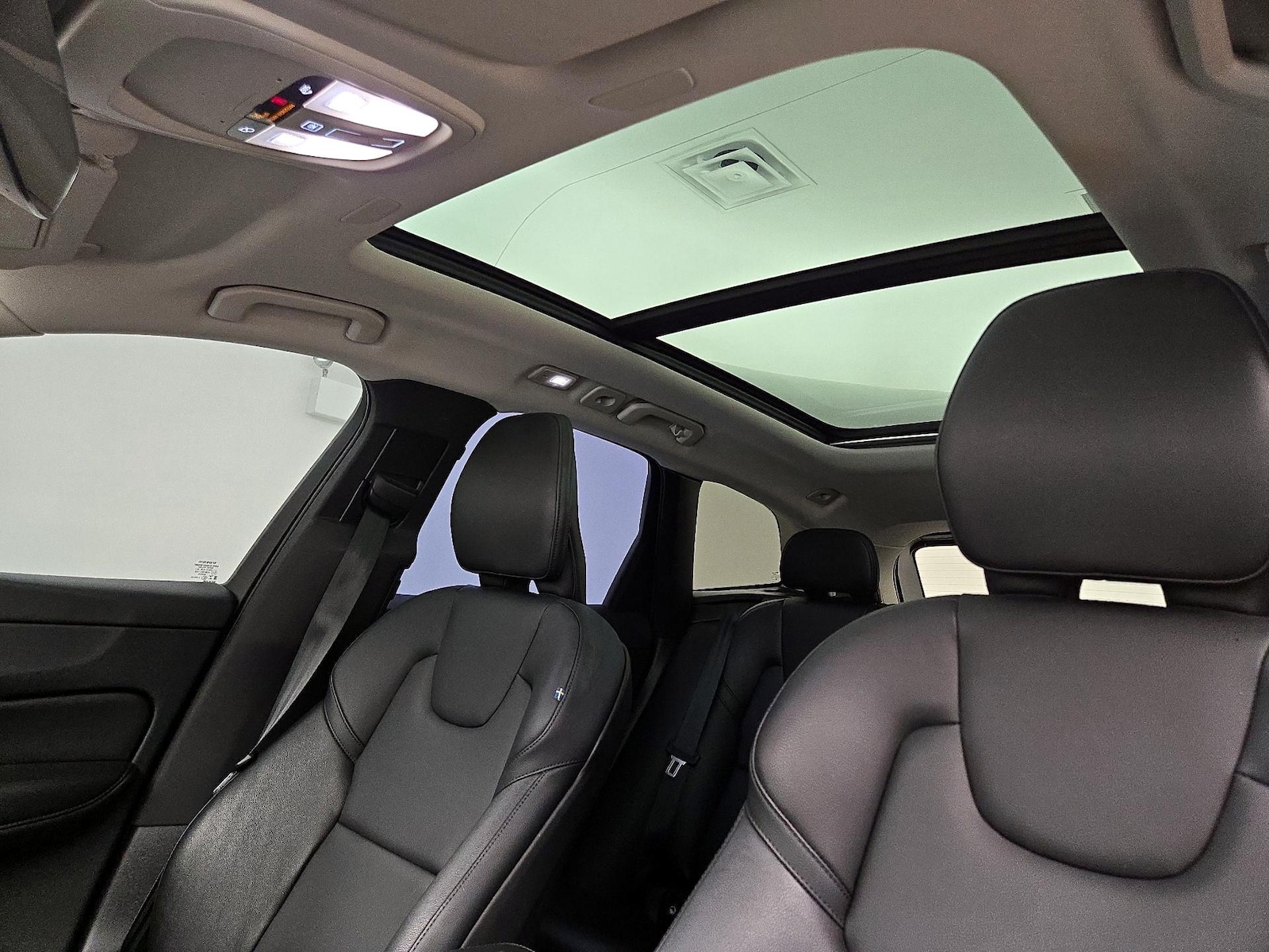 2023 Volvo XC60 Core - Photo 20