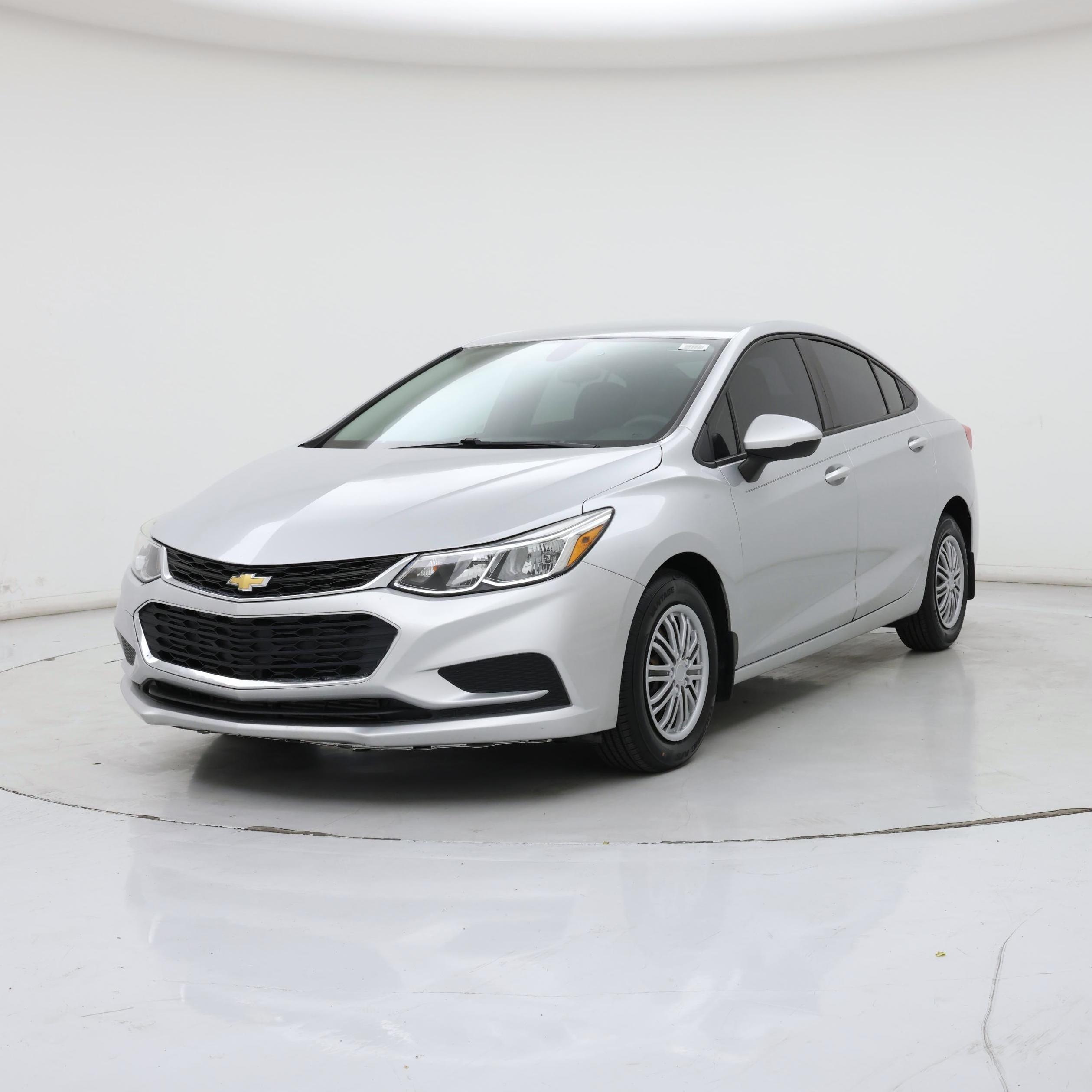 Thumbnail: 2018 Chevrolet Cruze - 4