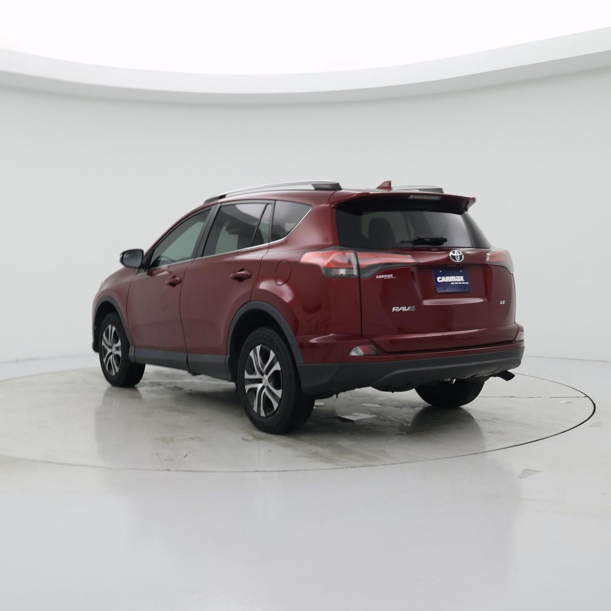 Thumbnail: 2018 Toyota RAV4 - 2