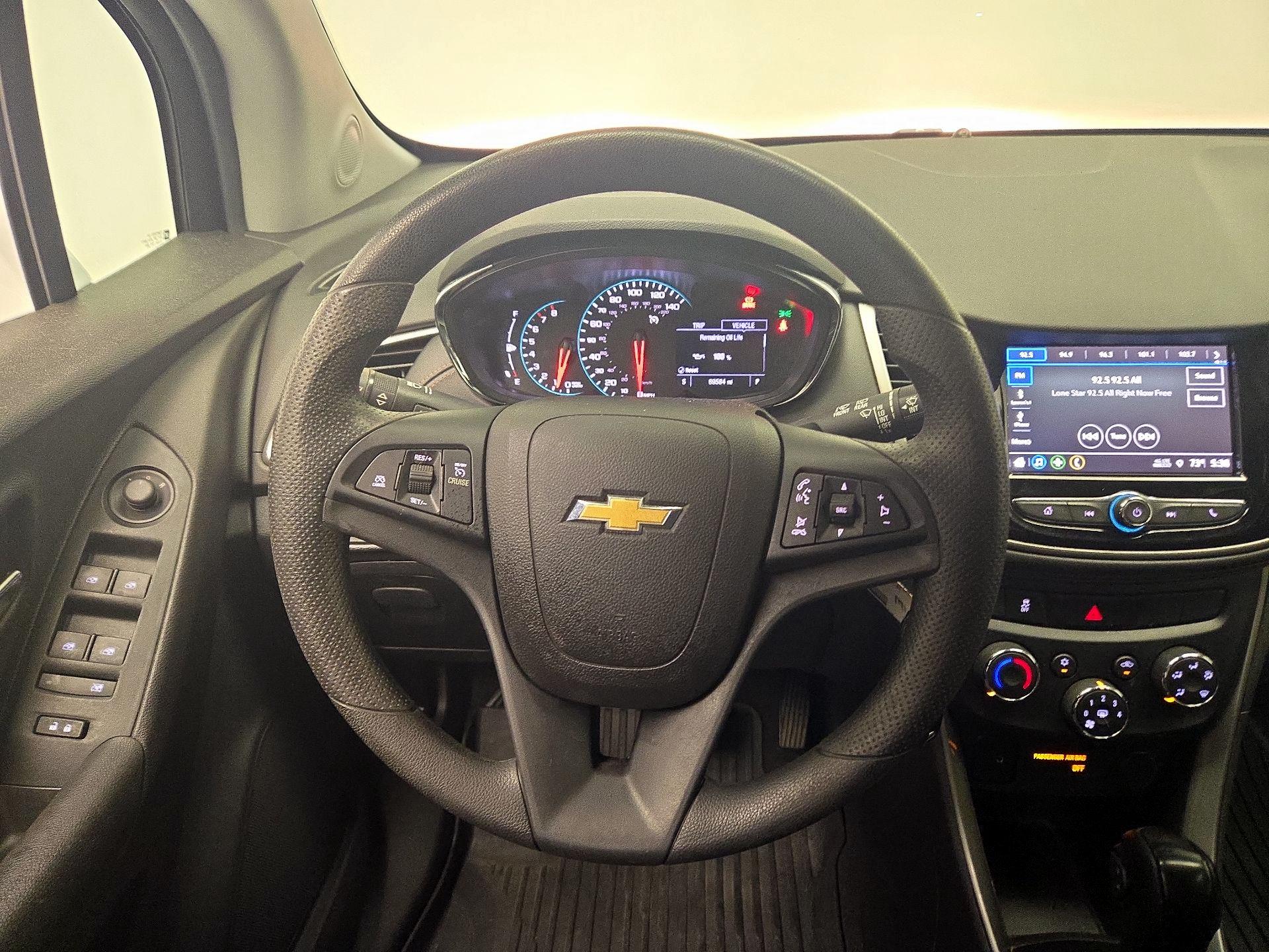 Thumbnail: 2019 Chevrolet Trax - 10