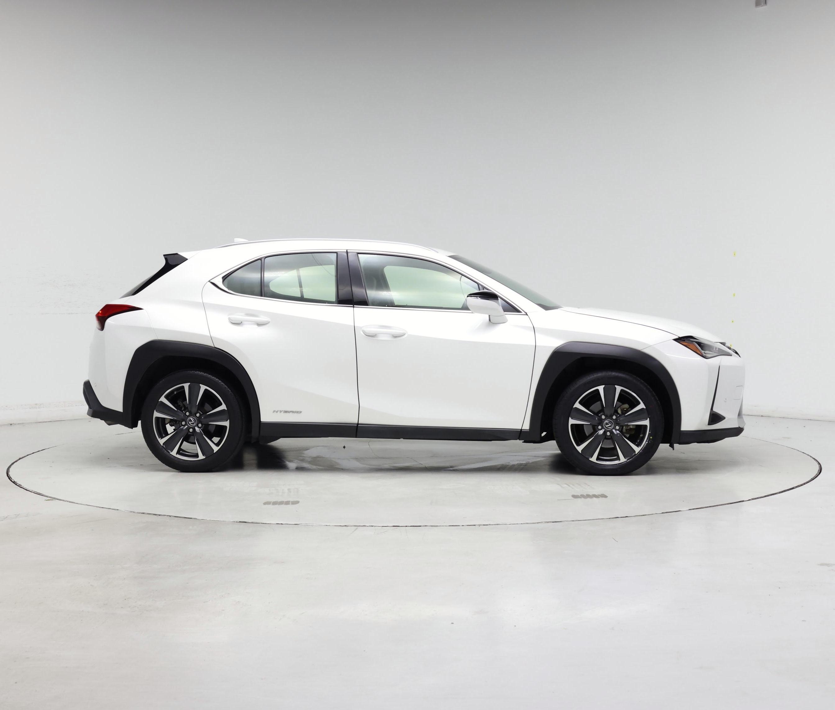 Thumbnail: 2021 Lexus UX - 7