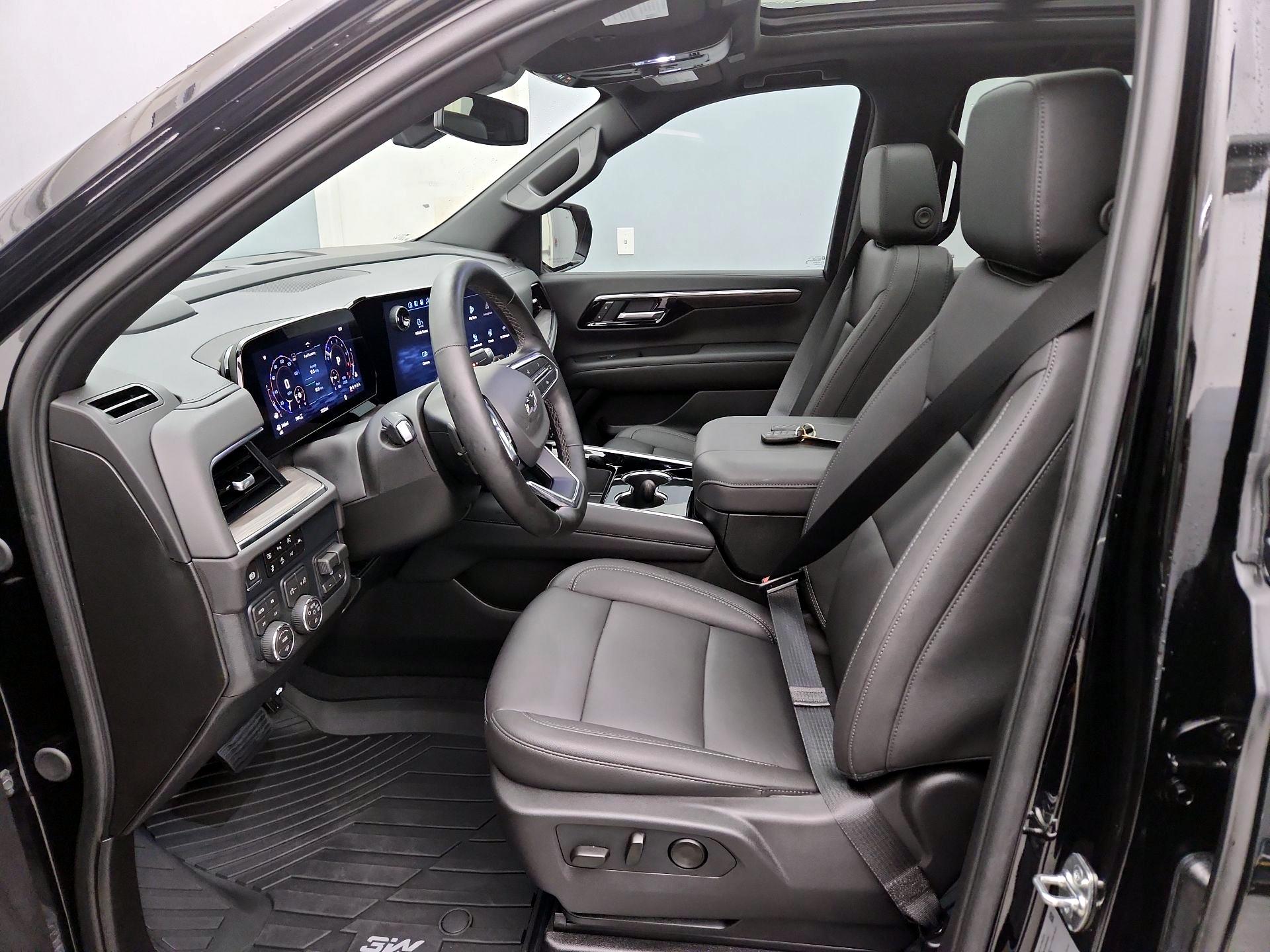 Thumbnail: 2025 Chevrolet Tahoe - 11