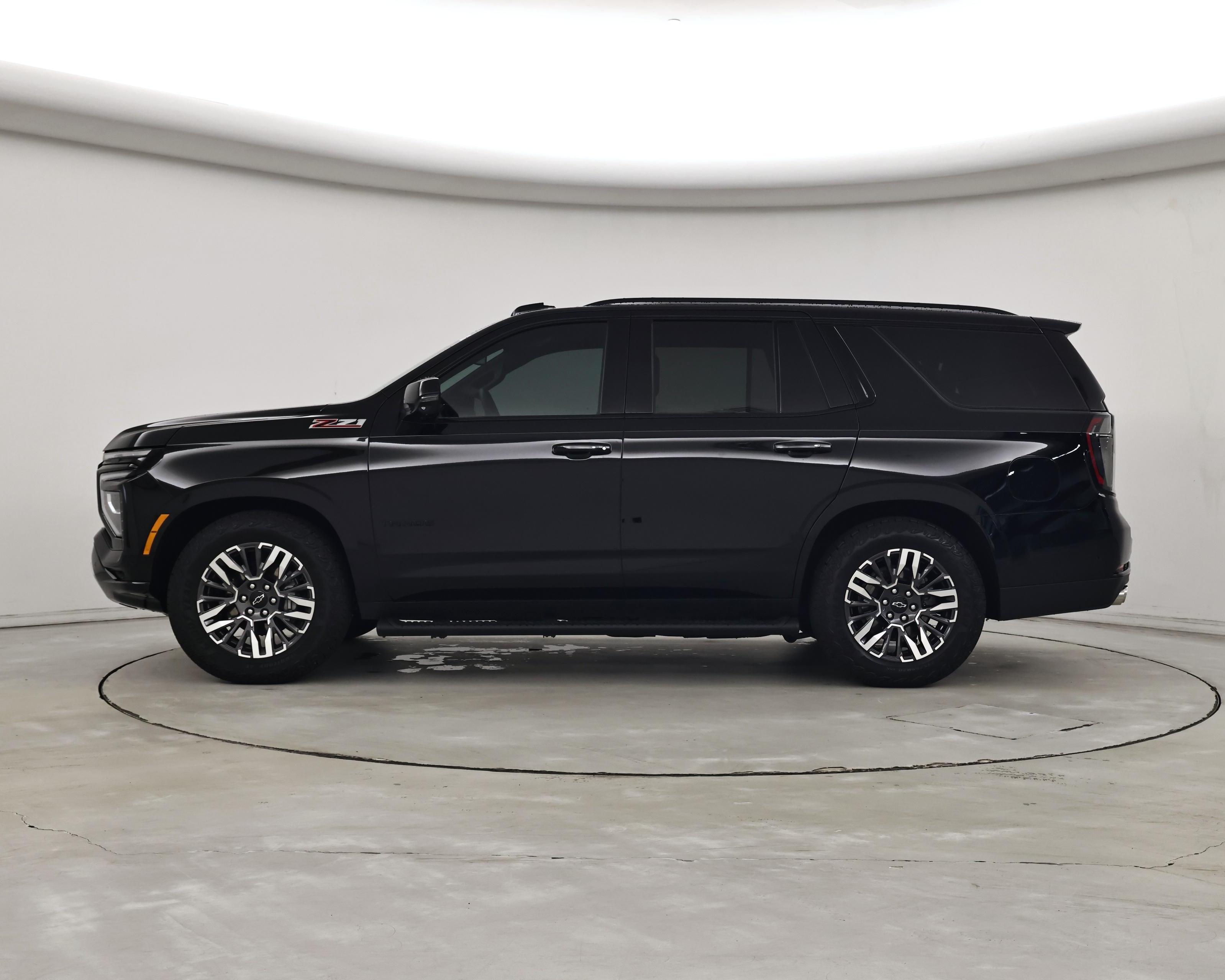 Thumbnail: 2025 Chevrolet Tahoe - 3