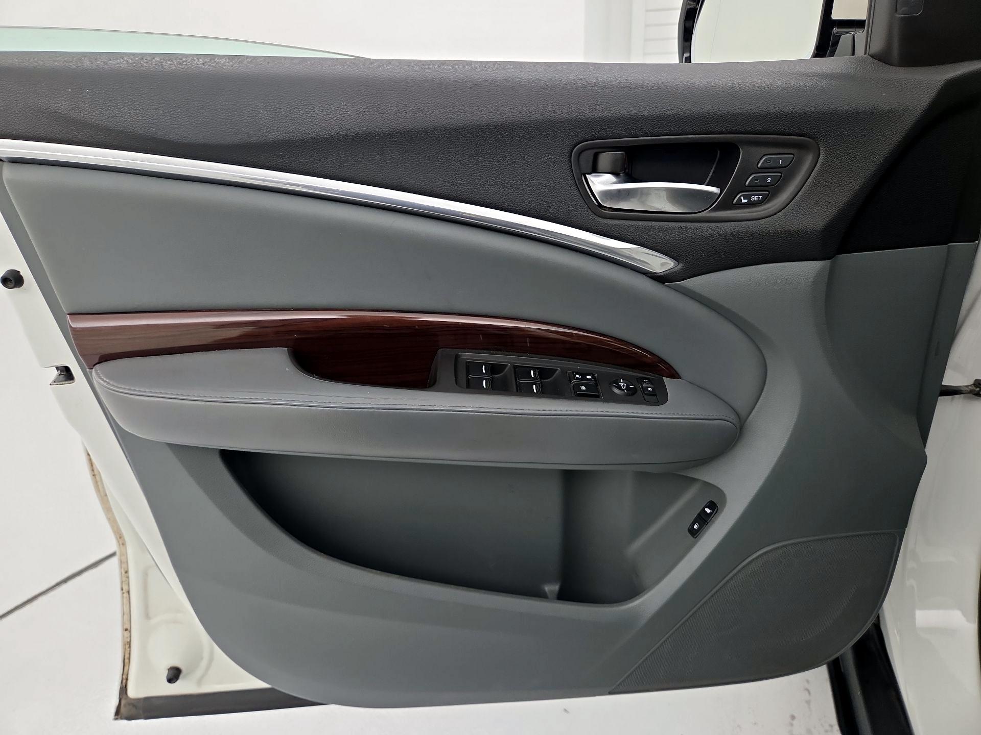 Thumbnail: 2015 Acura MDX - 12