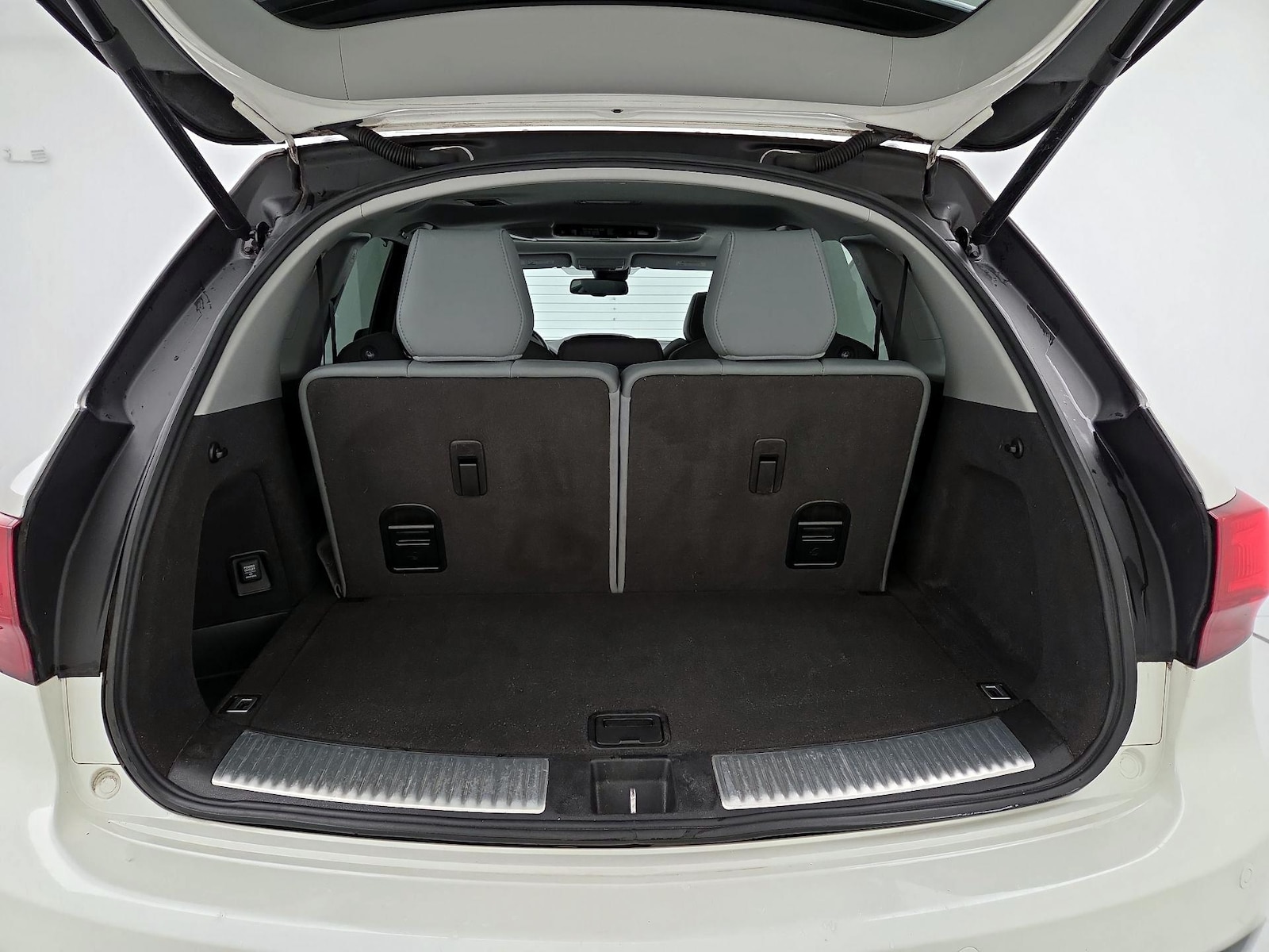 2015 Acura MDX Advance and Entertainment Package - Photo 24