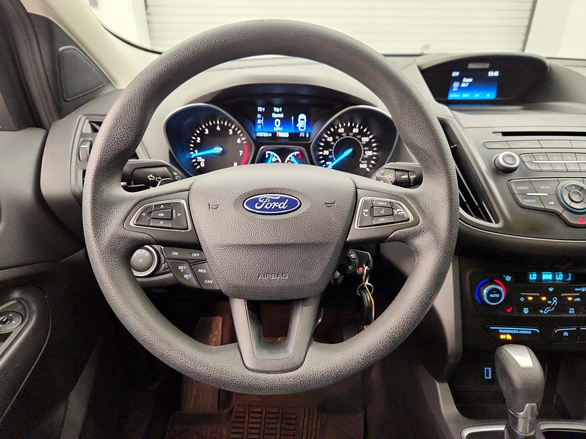 Thumbnail: 2017 Ford Escape - 10