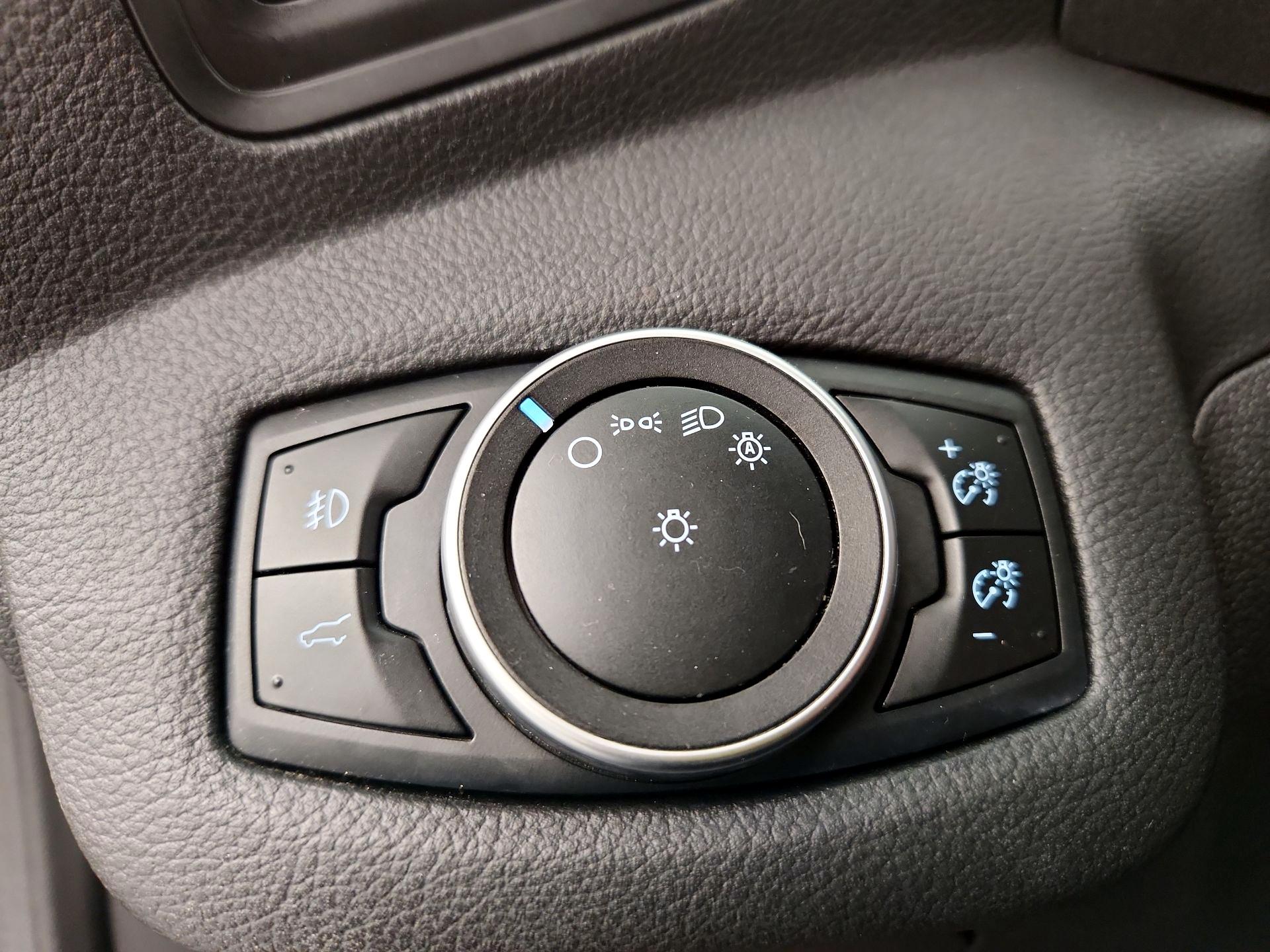 Thumbnail: 2017 Ford Escape - 13