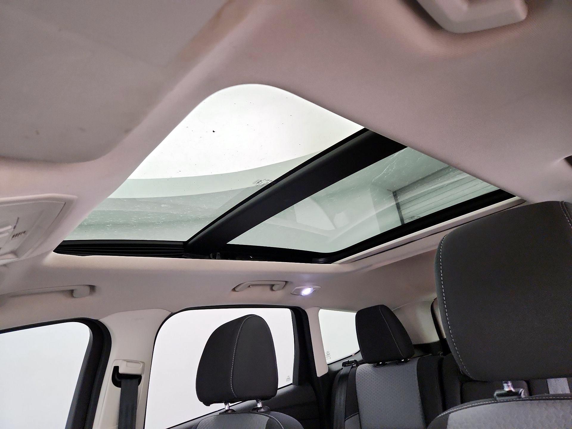 Thumbnail: 2017 Ford Escape - 19