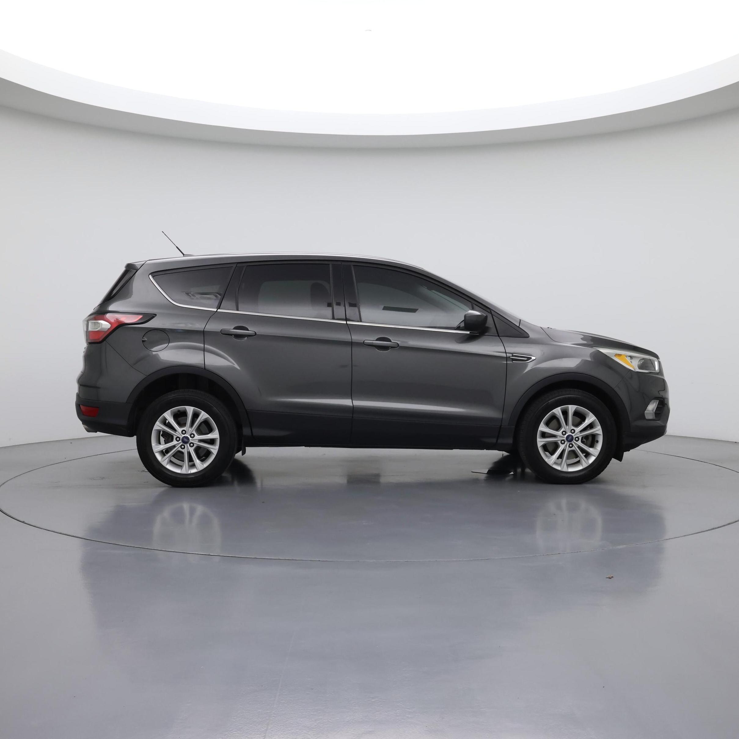Thumbnail: 2017 Ford Escape - 7