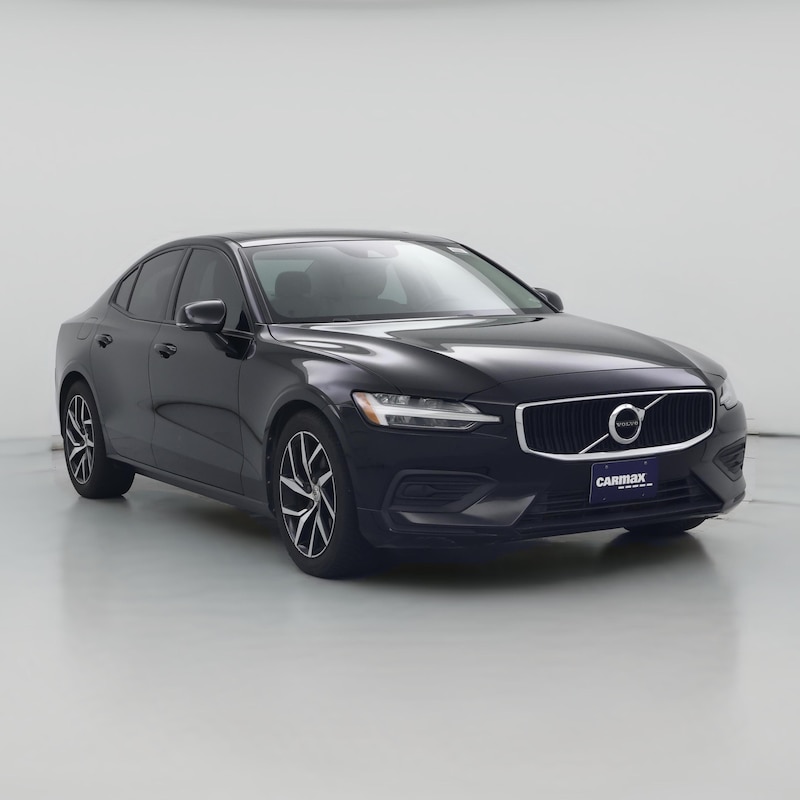 2020 Volvo S60 T6 Momentum