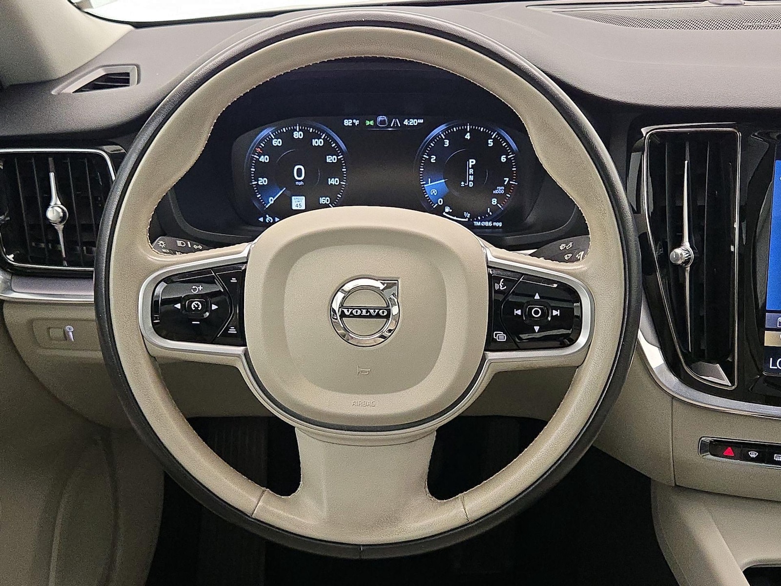 2020 Volvo S60 Momentum - Photo 11