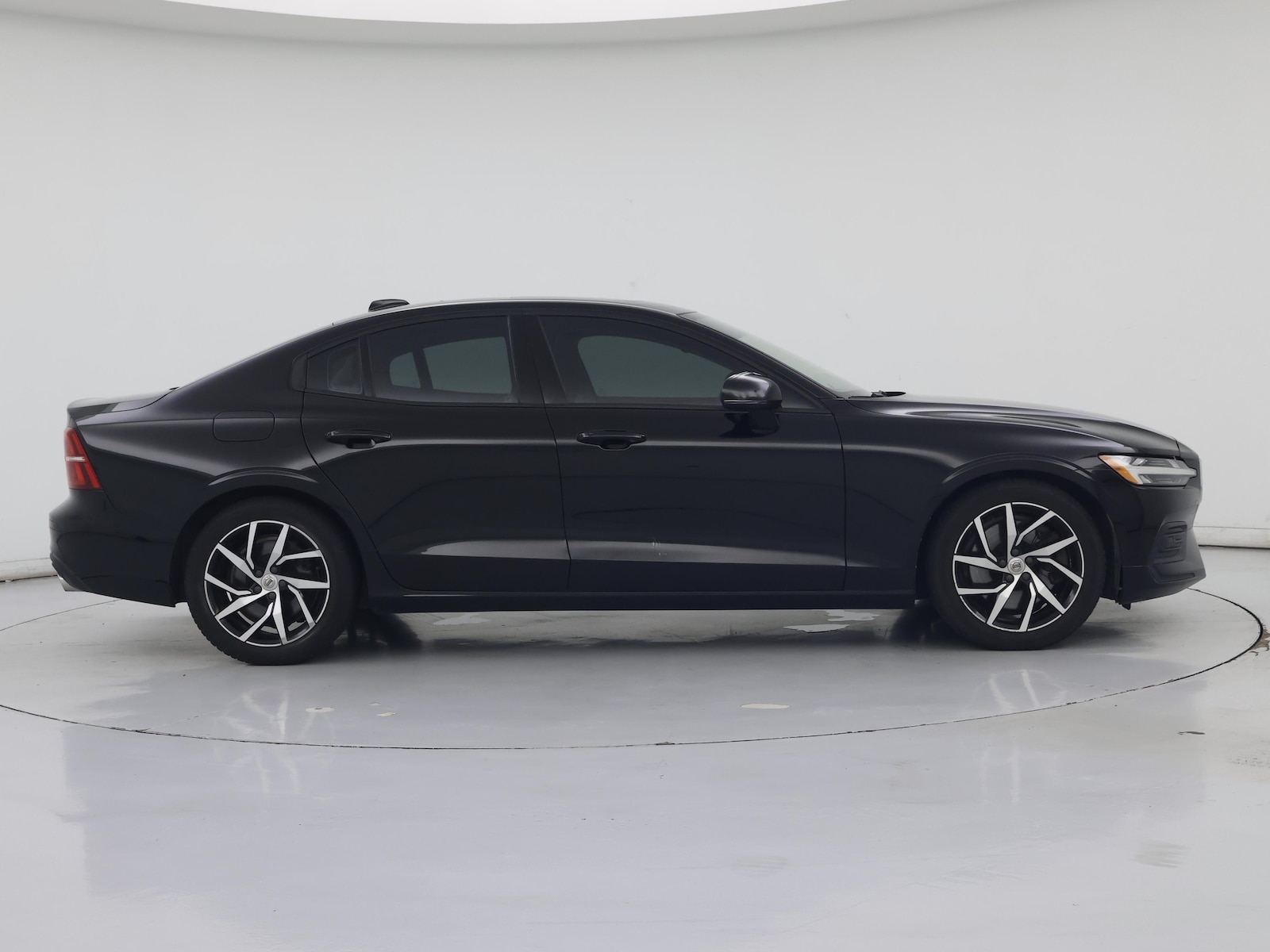 2020 Volvo S60 Momentum - Photo 8