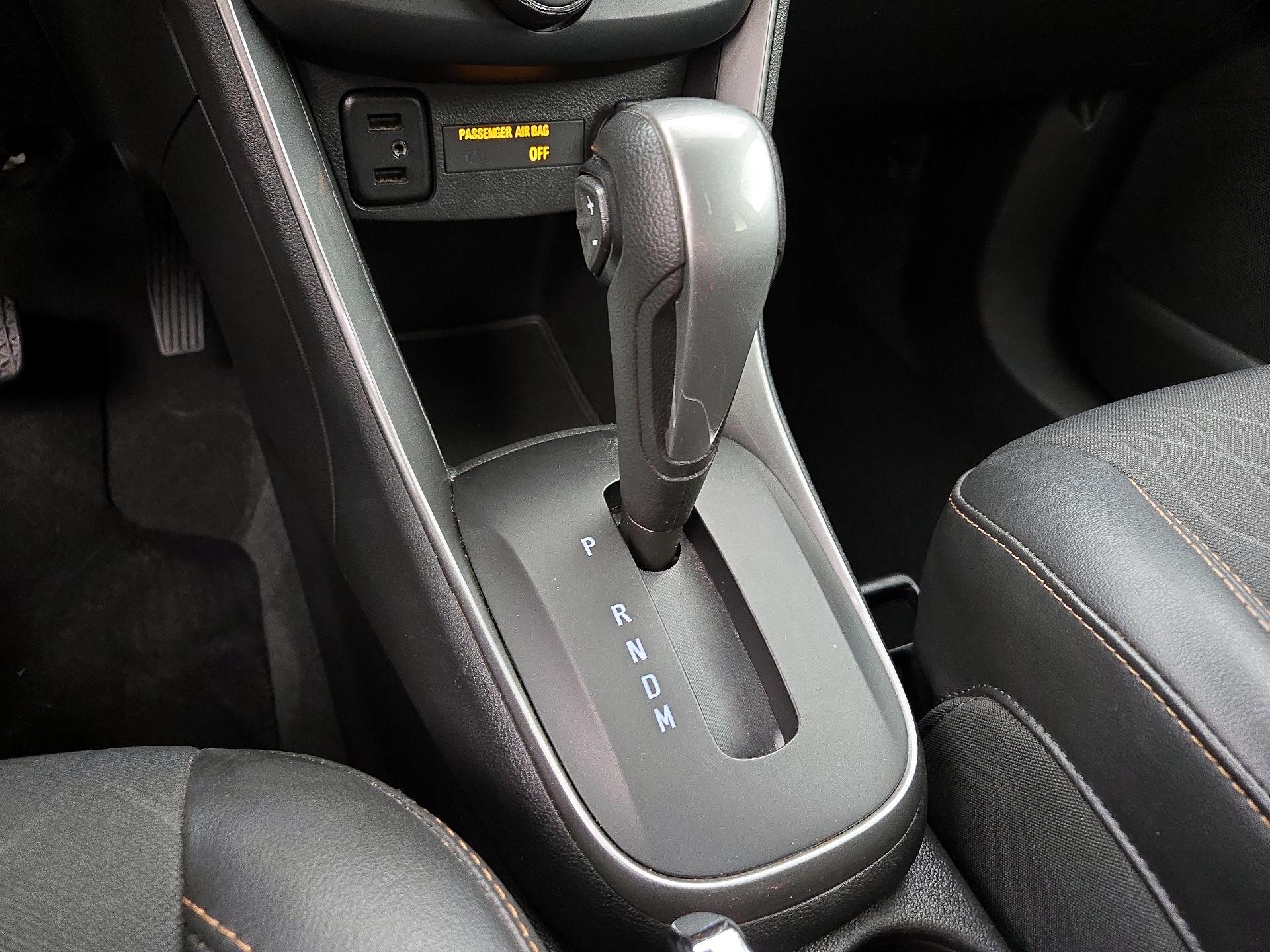 Thumbnail: 2019 Chevrolet Trax - 17