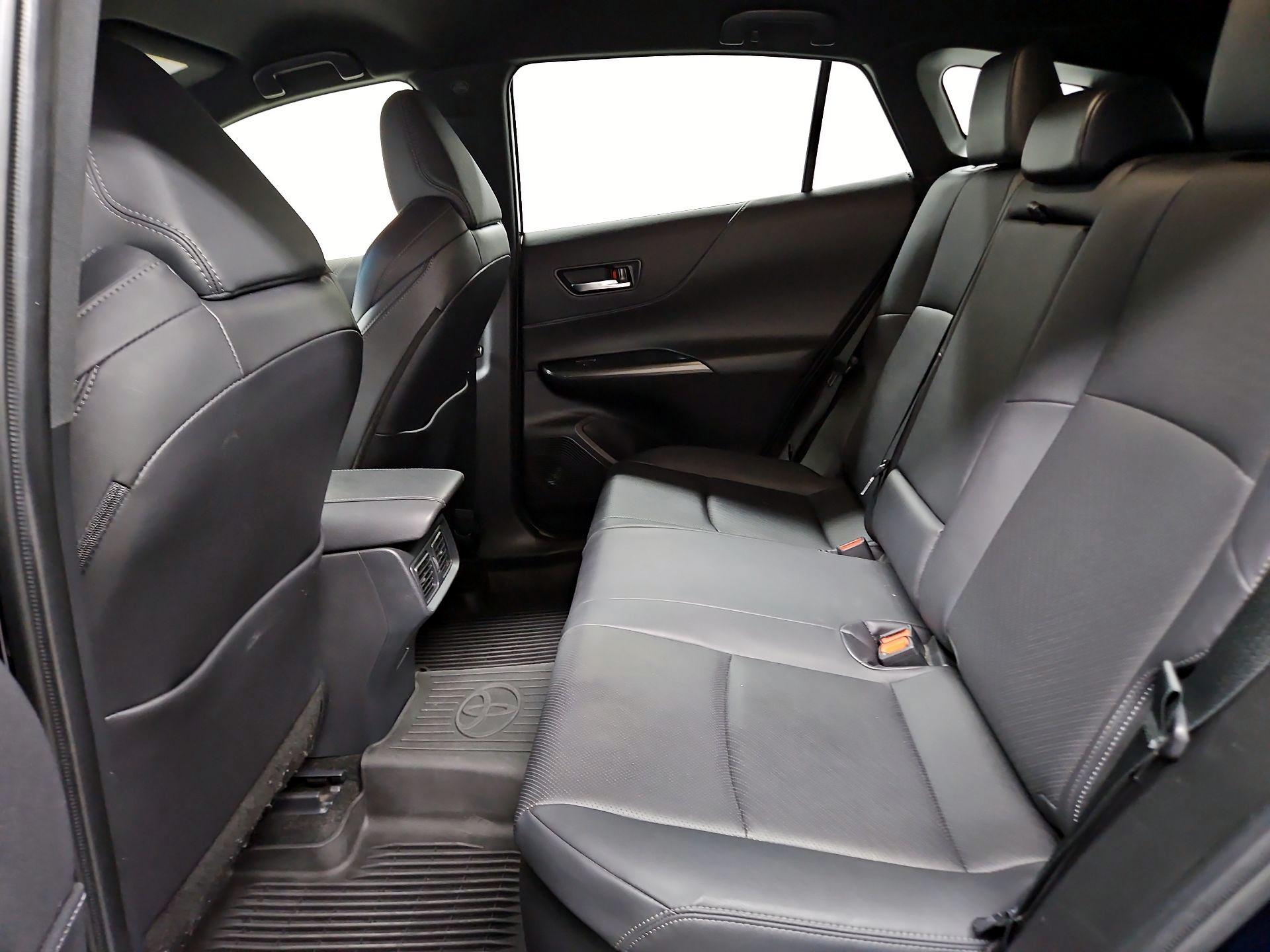 Thumbnail: 2021 Toyota Venza - 20