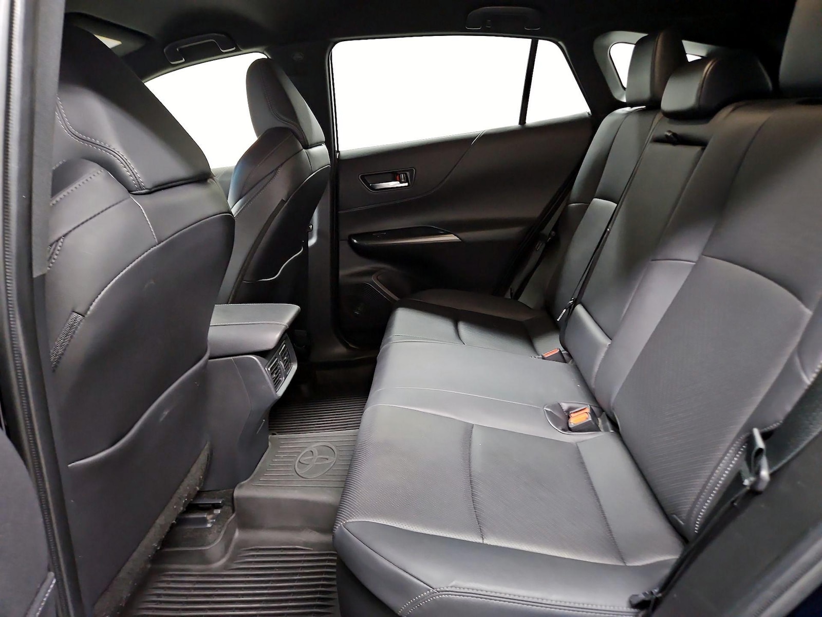 2021 Toyota Venza Limited - Photo 21
