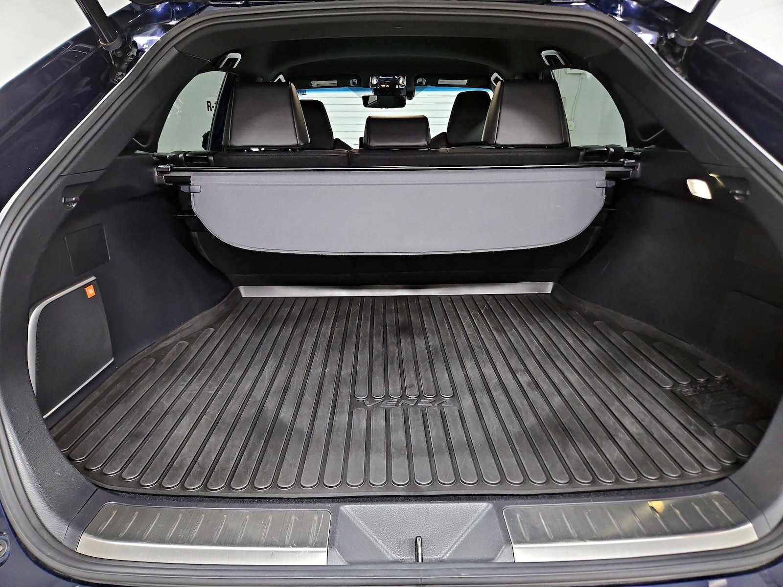 2021 Toyota Venza Limited - Photo 22