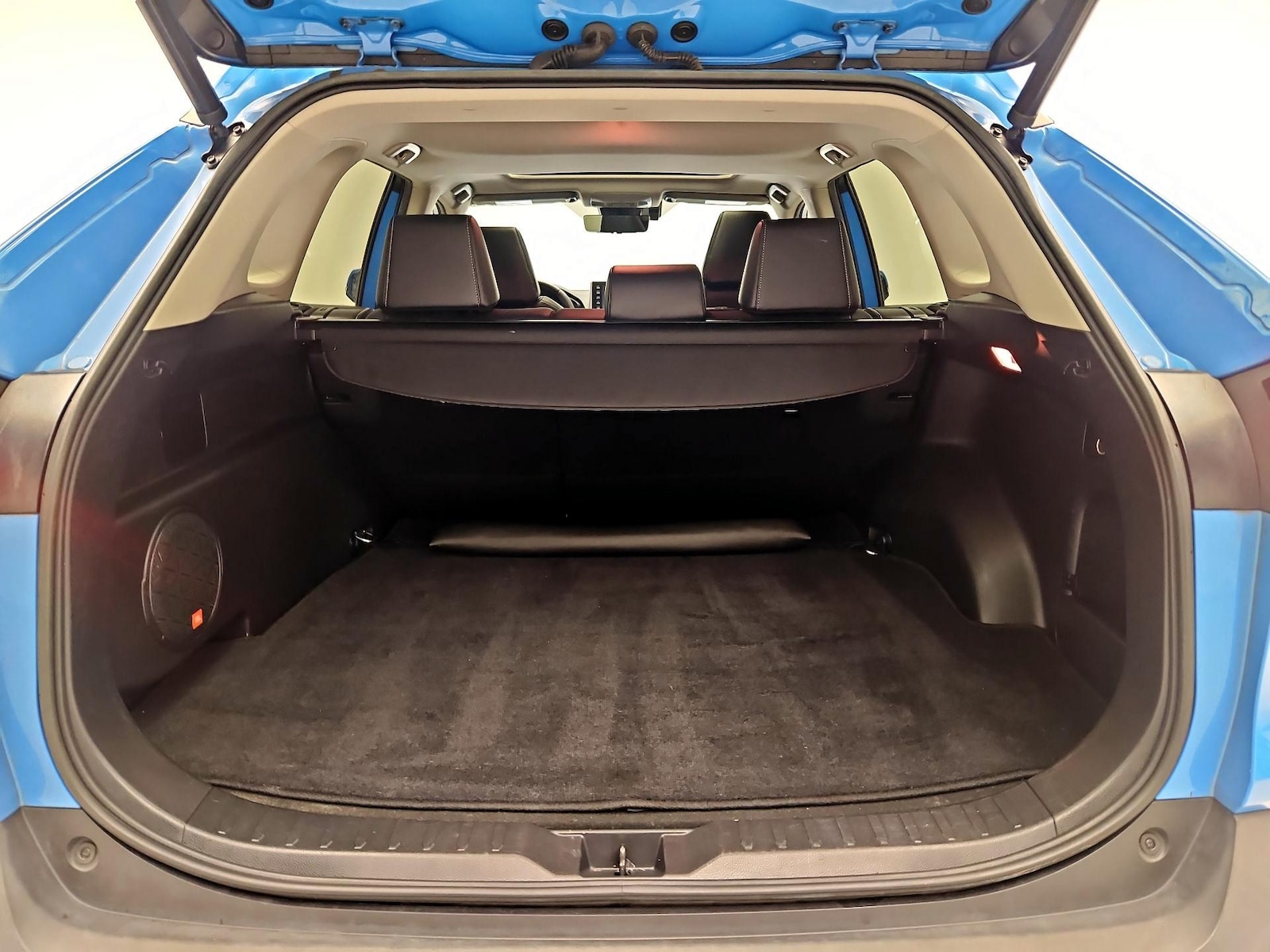 2021 Toyota RAV4 XLE Premium - Photo 22