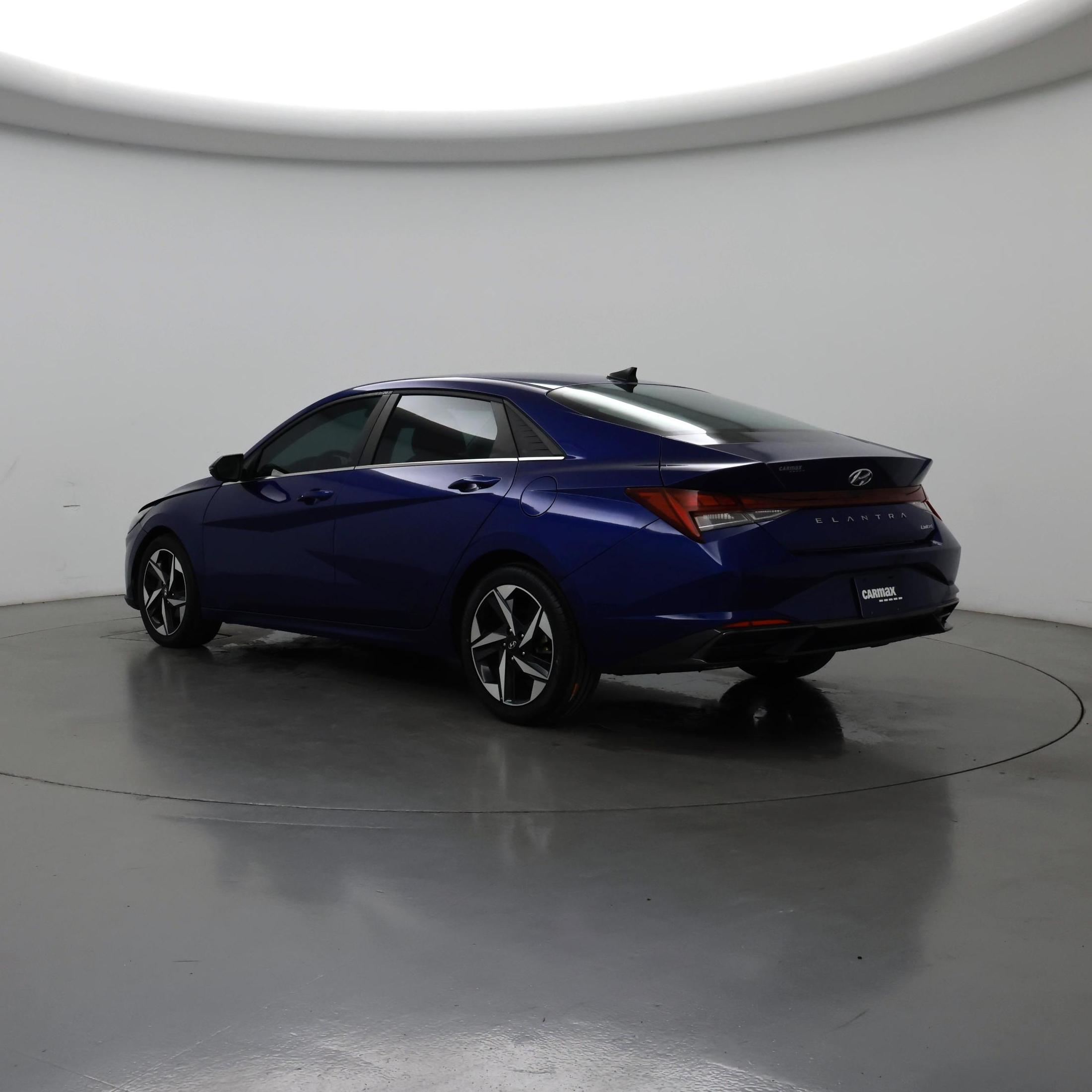 Thumbnail: 2023 Hyundai Elantra - 2