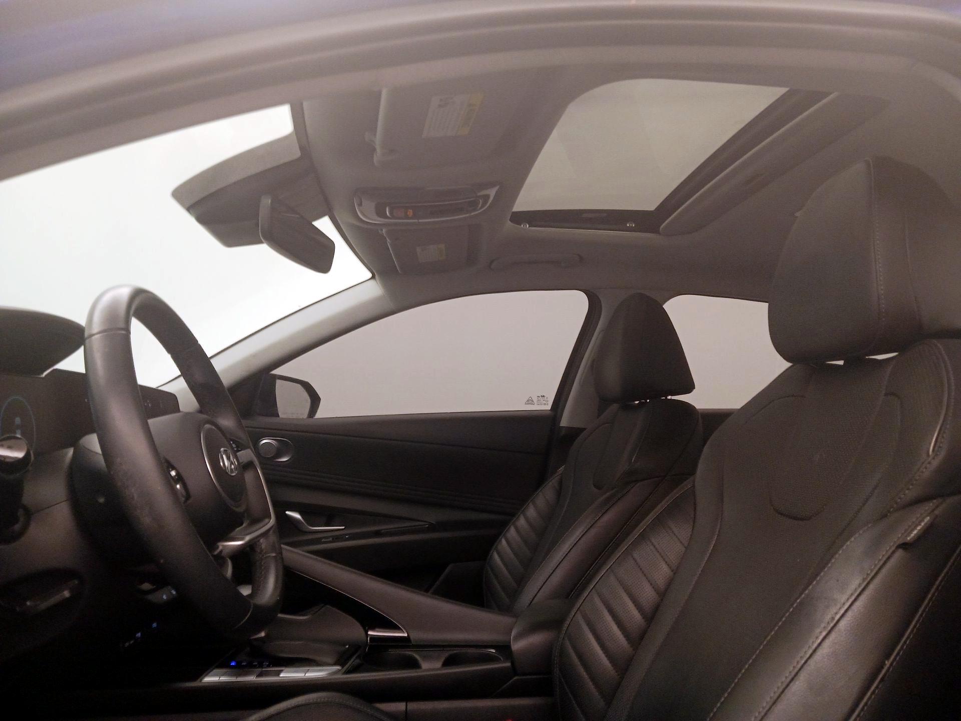 Thumbnail: 2023 Hyundai Elantra - 20