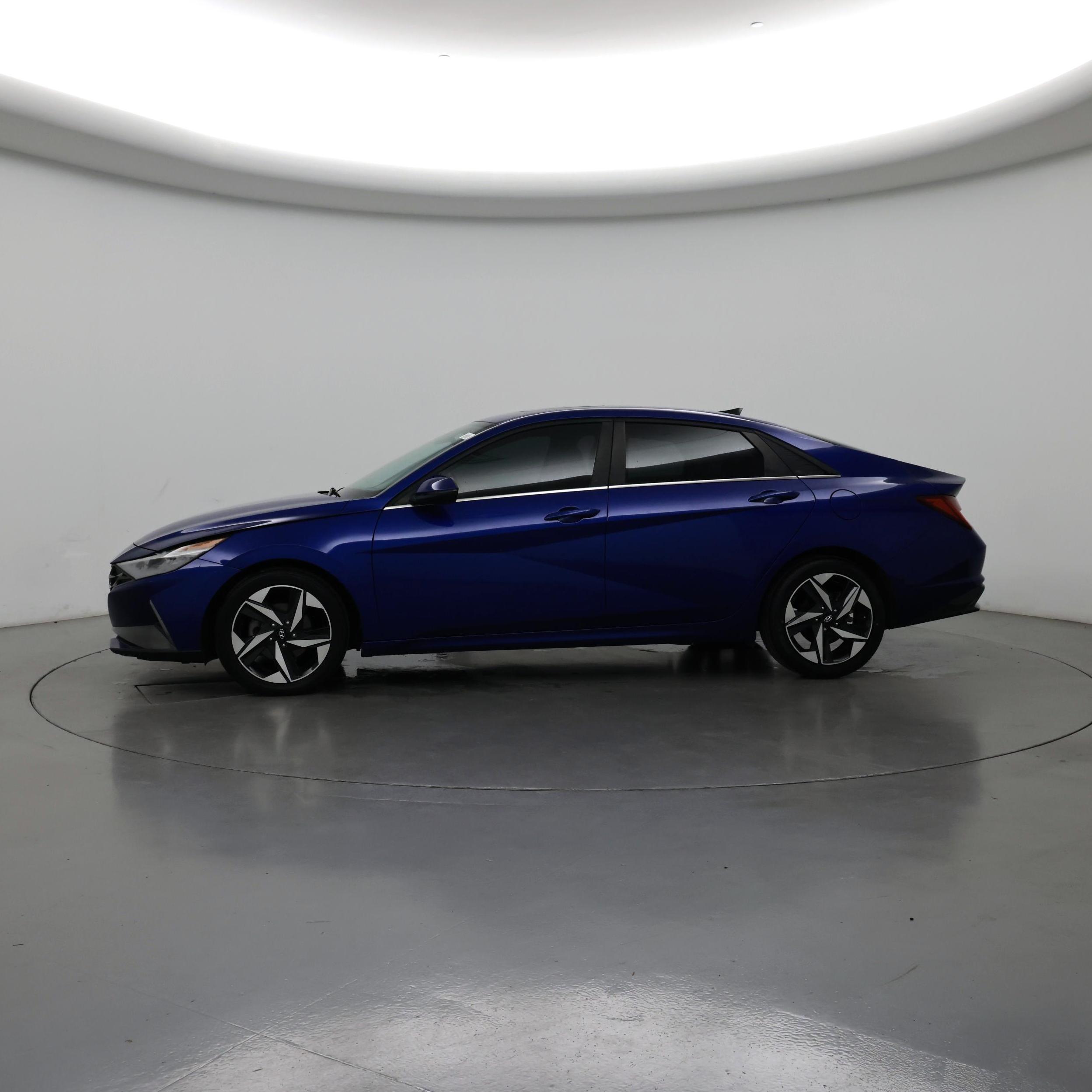 Thumbnail: 2023 Hyundai Elantra - 3