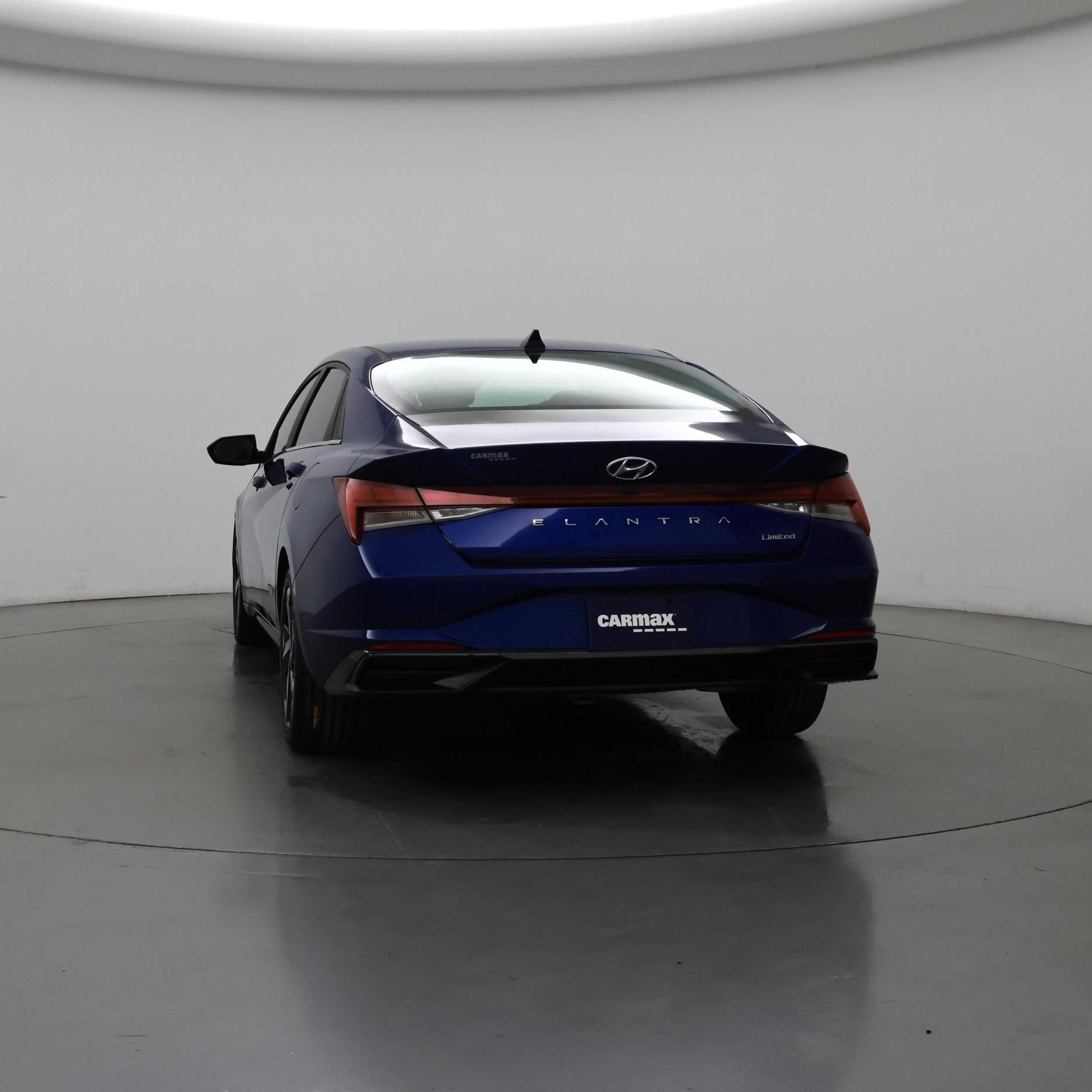 Thumbnail: 2023 Hyundai Elantra - 6