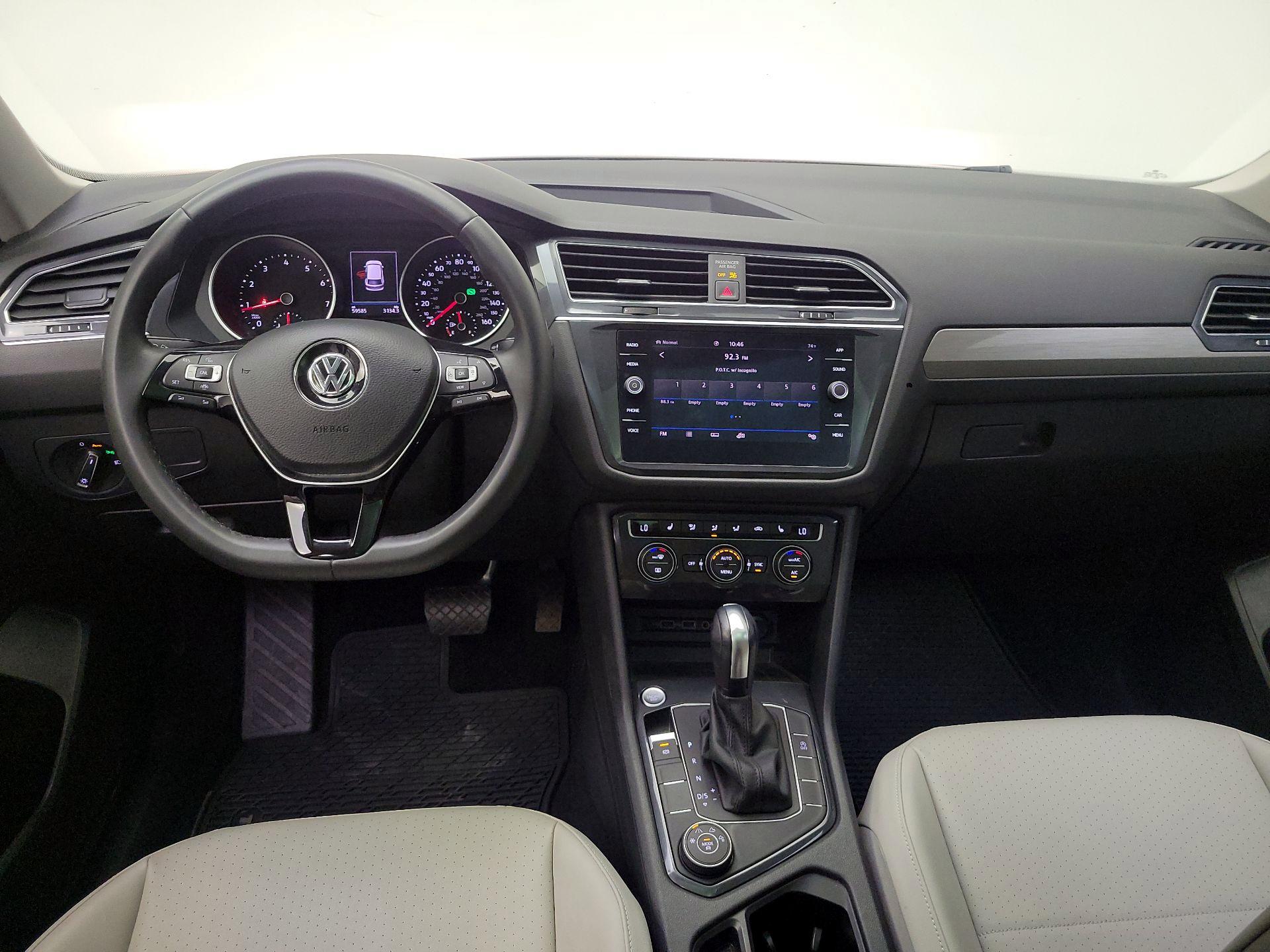 Thumbnail: 2020 Volkswagen Tiguan - 9