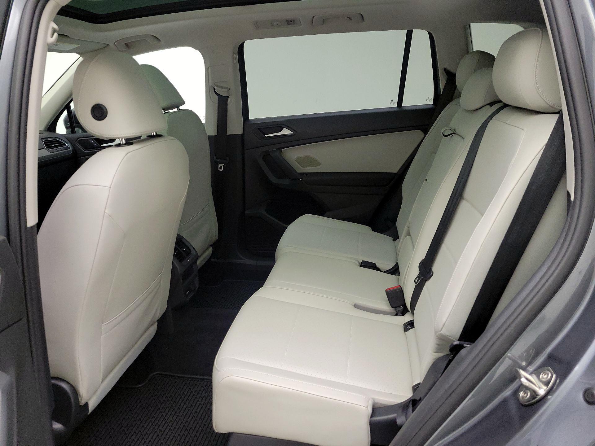 Thumbnail: 2020 Volkswagen Tiguan - 20