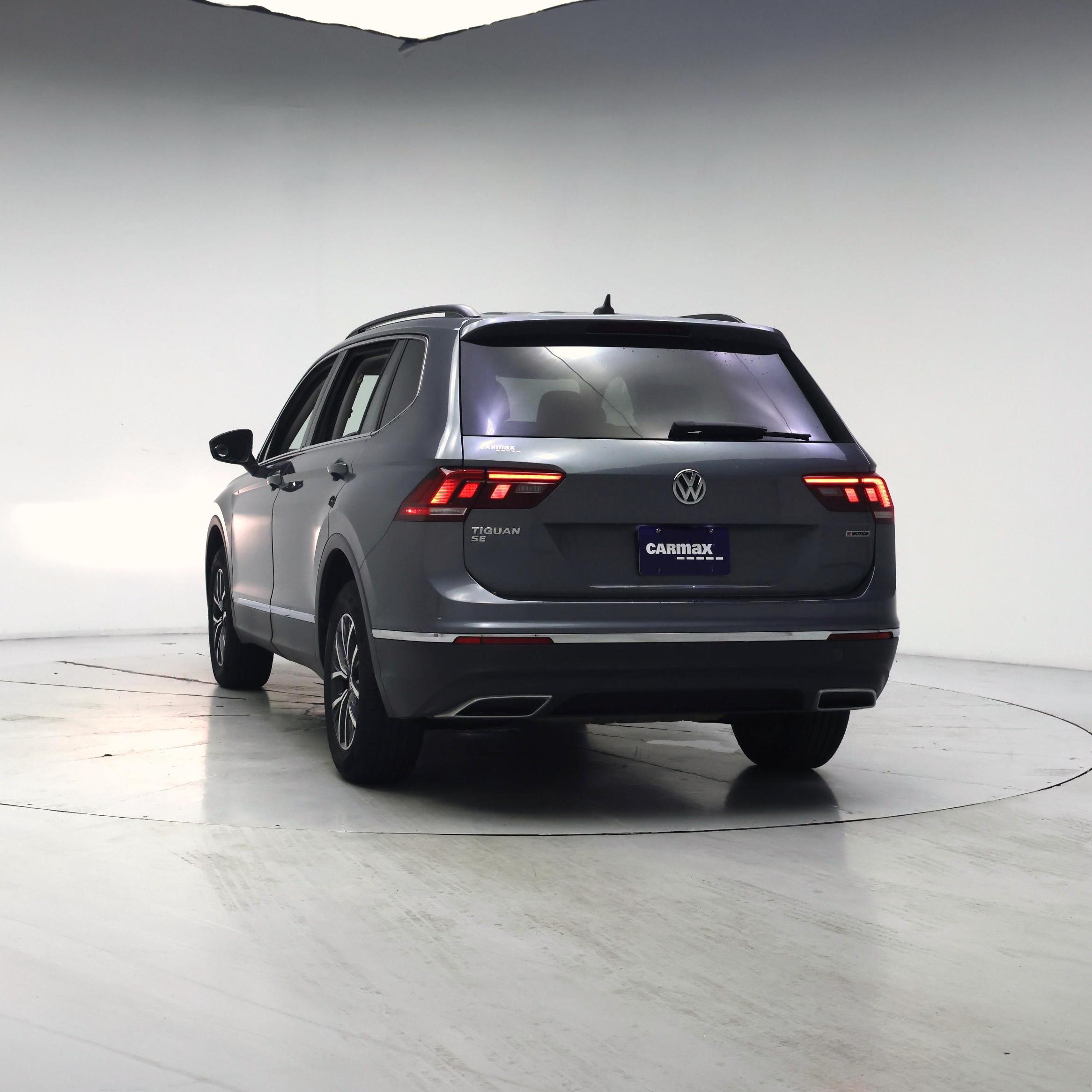 Thumbnail: 2020 Volkswagen Tiguan - 6