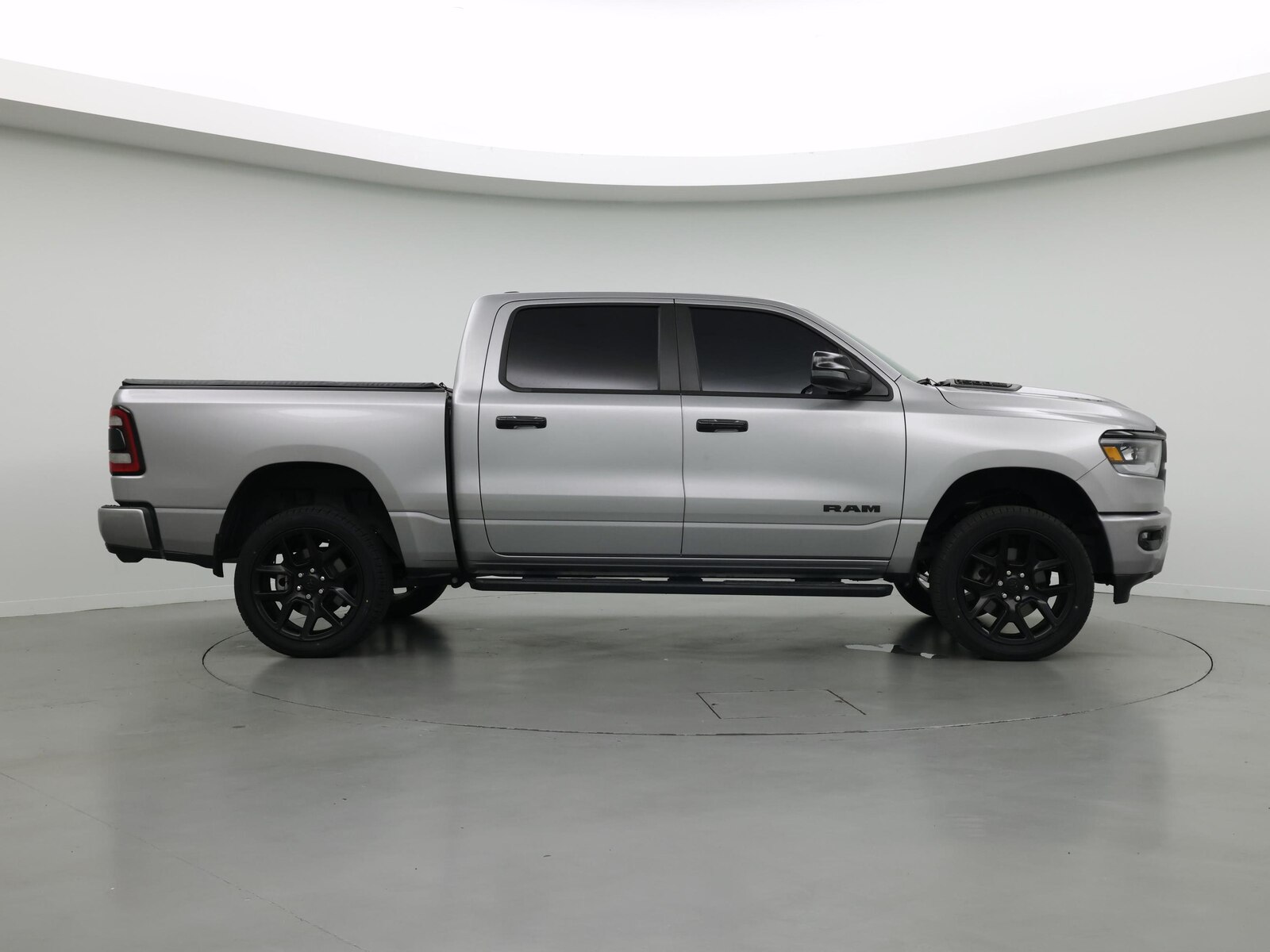 2024 RAM Ram 1500 Pickup Laramie - Photo 8