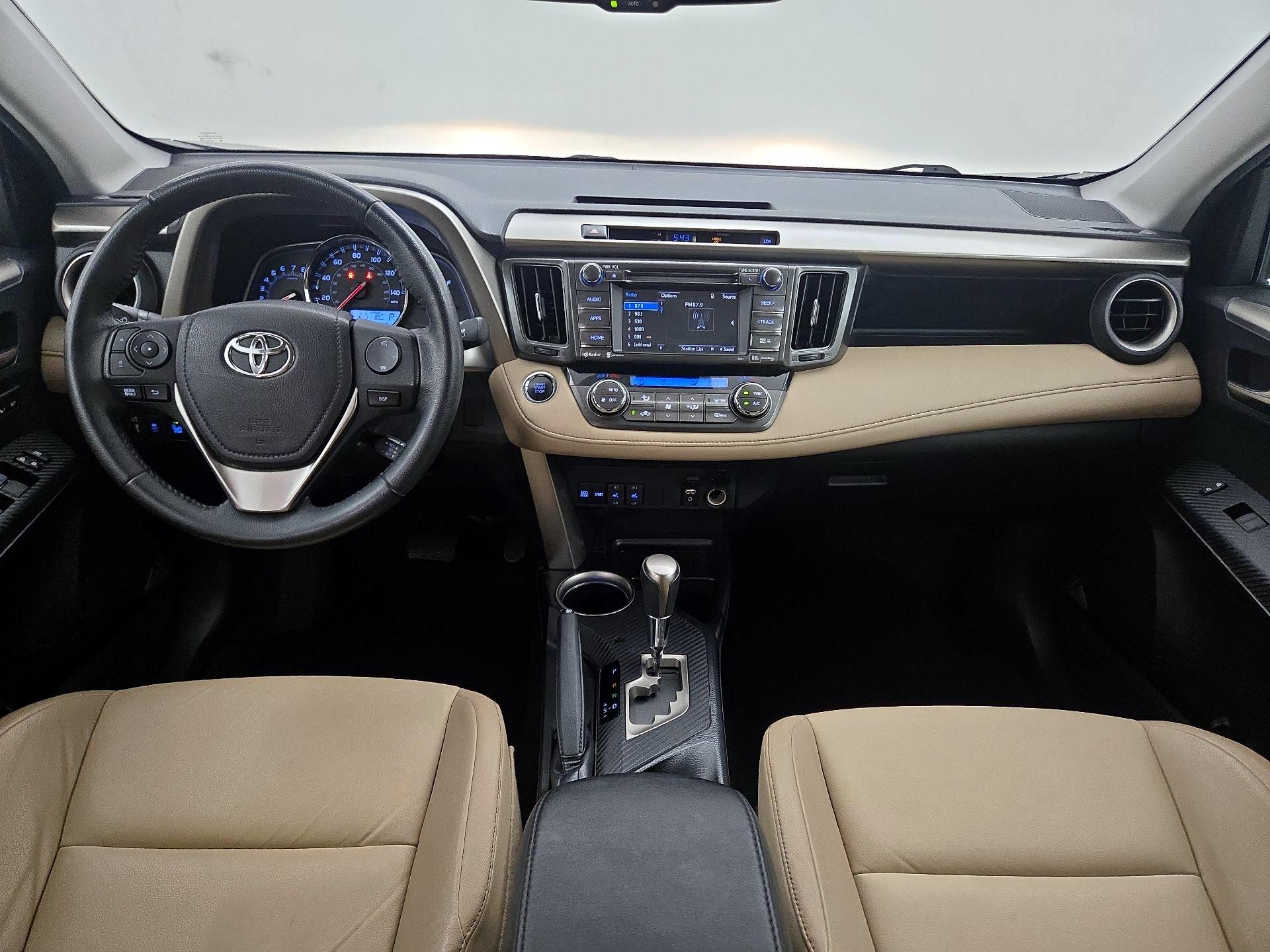 Thumbnail: 2015 Toyota RAV4 - 9