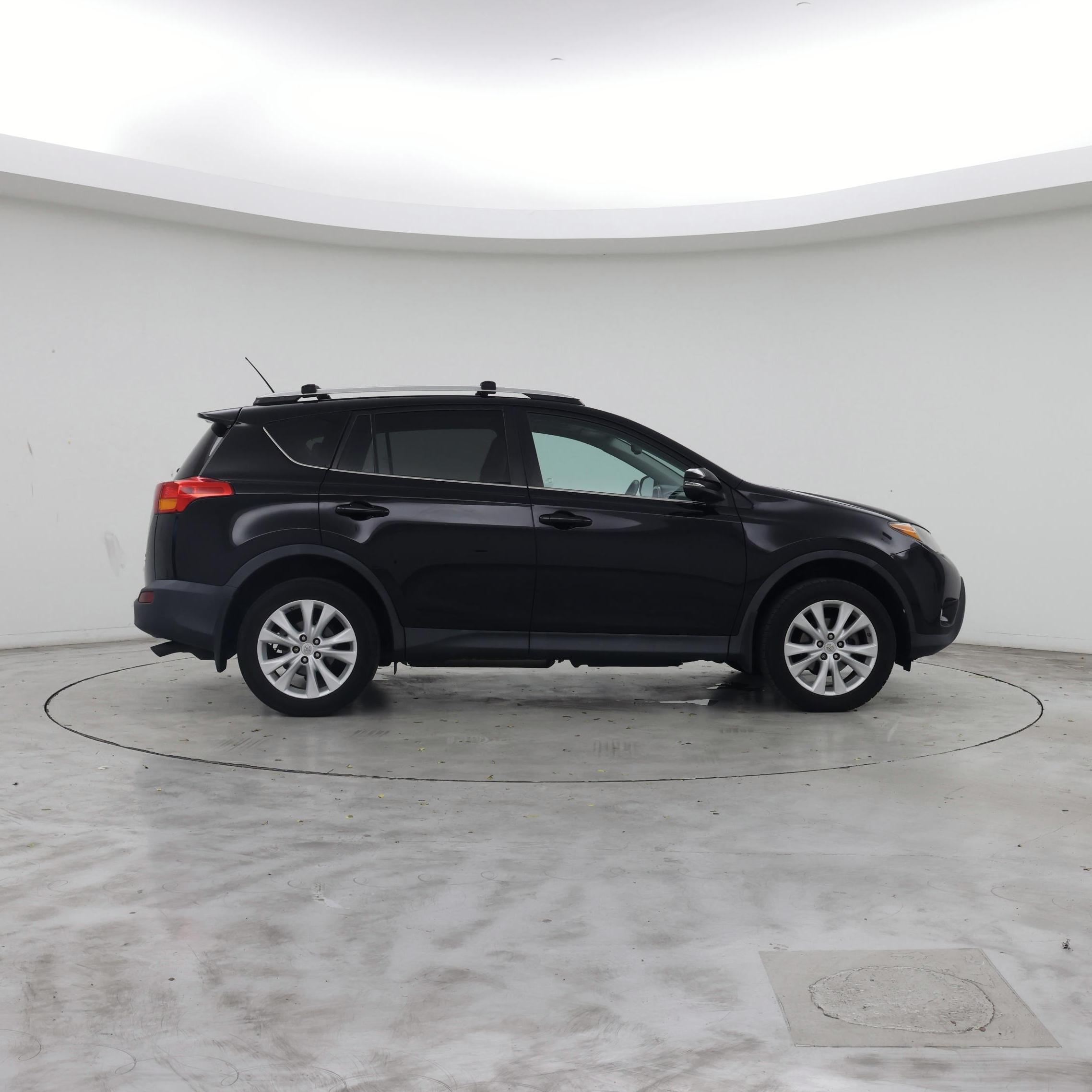 Thumbnail: 2015 Toyota RAV4 - 7