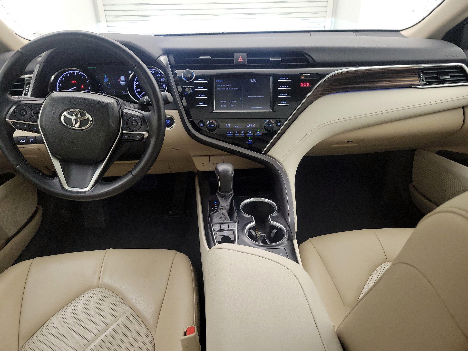 Thumbnail: 2018 Toyota Camry - 9